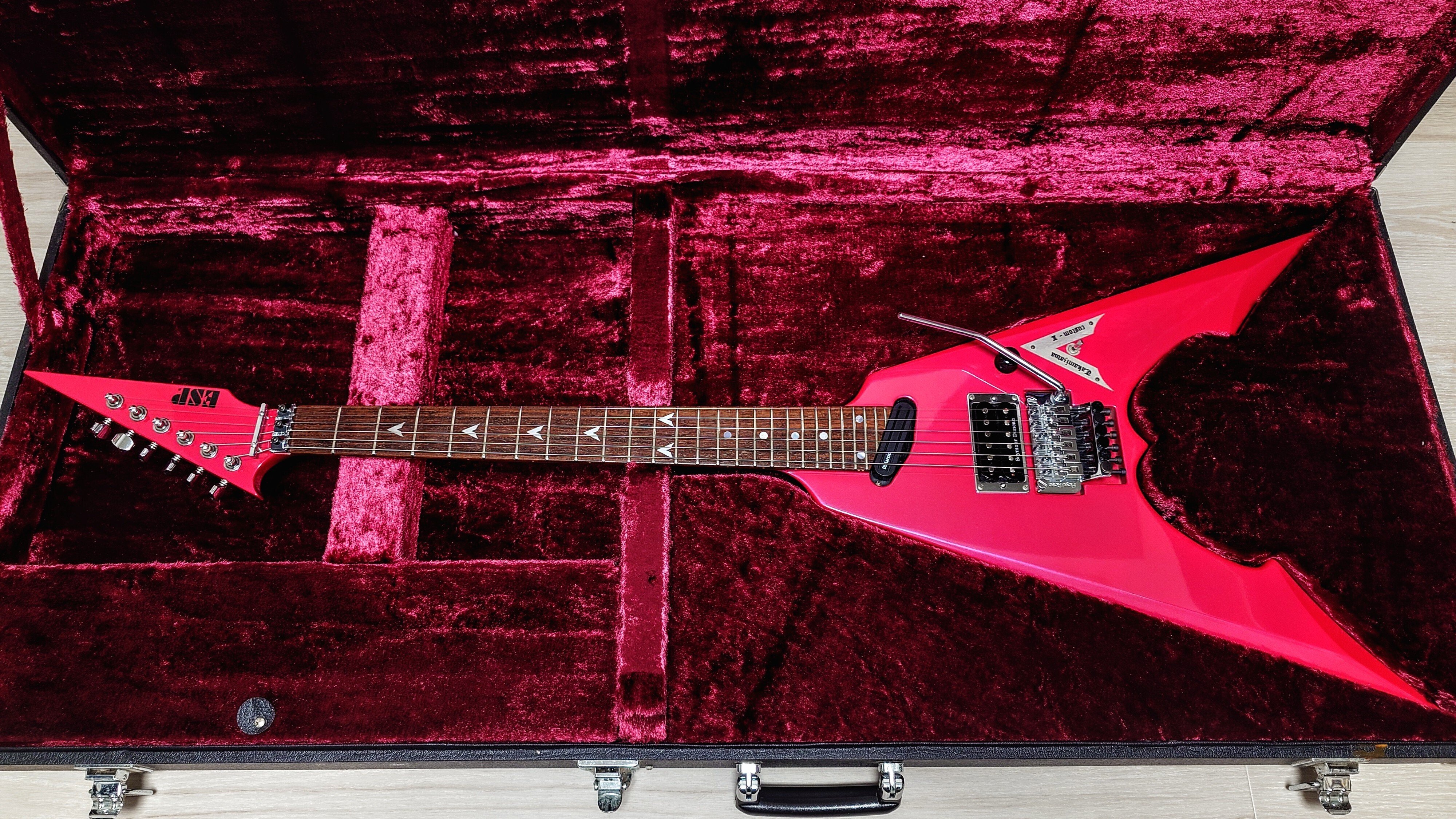 ESP FLYING A-III Flip Flap Pink｜Halfo