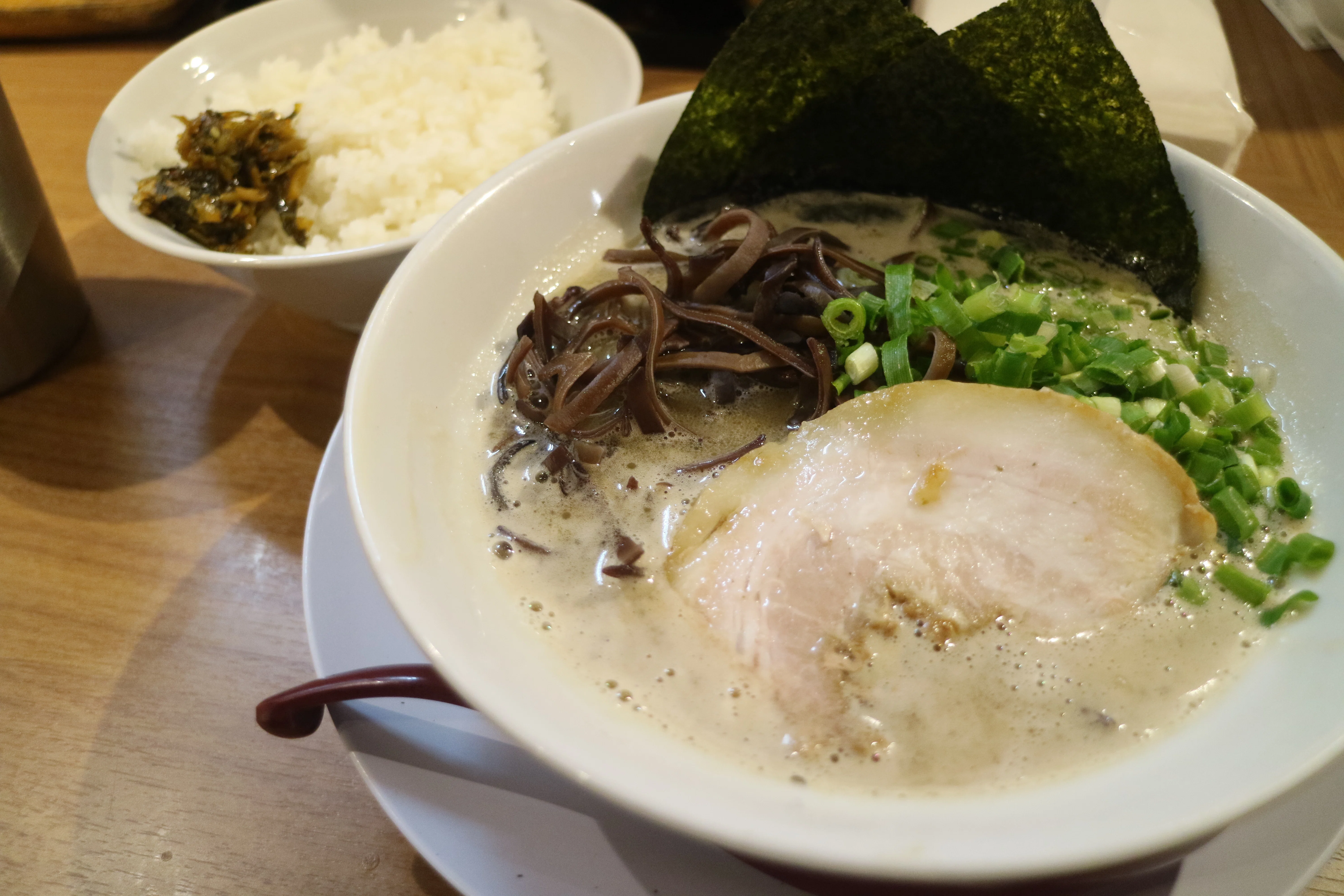 ヤエチカにある濃厚なとんこつラーメン ❘ ｢がっとん｣｜ケイル