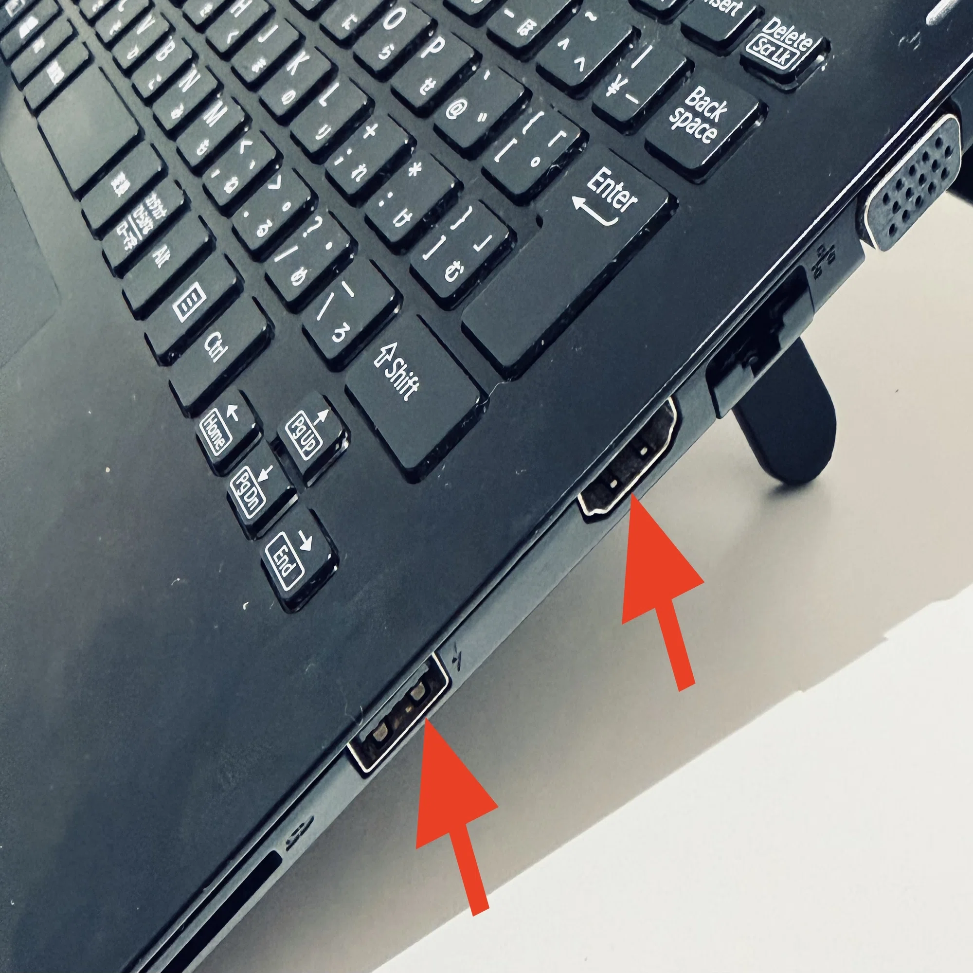 XREAL One Pro をHDMI→USB-C変換で使ってウルトラワイド表示ができる 