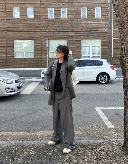 Korean Men's Fashion | Casual Outfits with Gray Oversized Sets