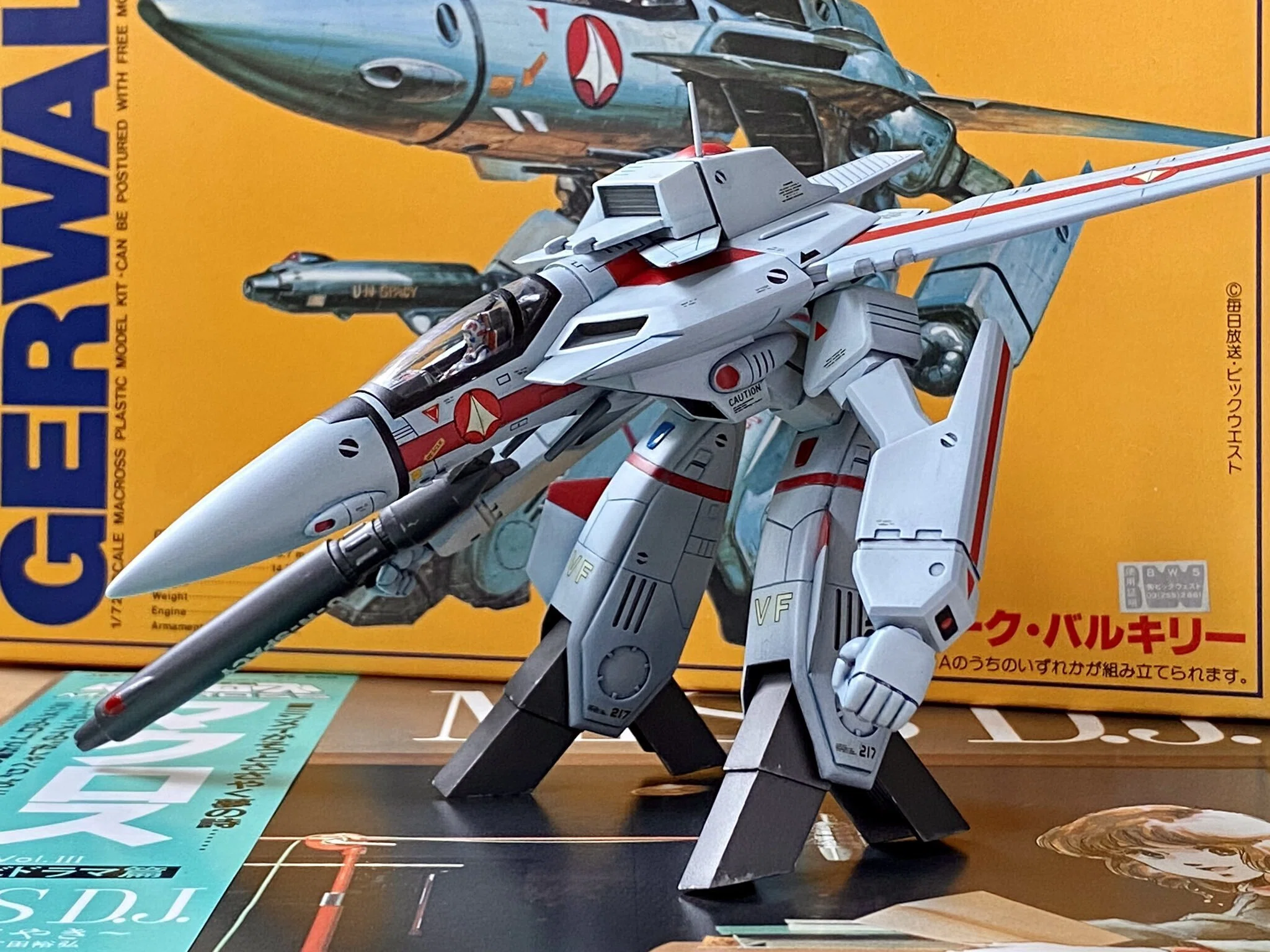 イマイ 1/72 VF-1J ガウォークバルキリー｜Kiraku Model