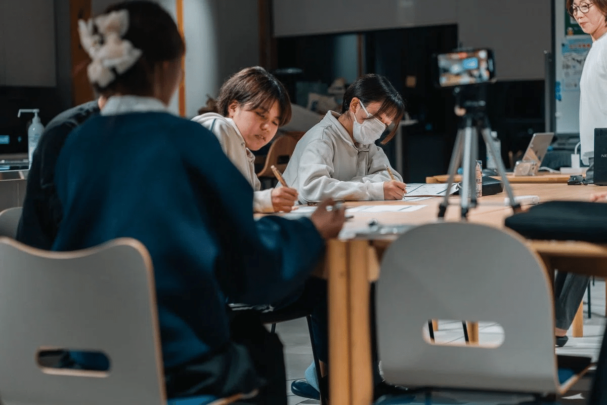 回り道の先で見つけた “自分だけの強み”― 観光から考えるキャリアと