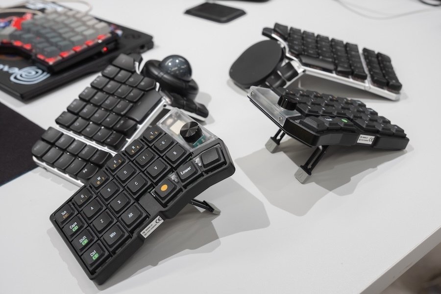 MoonlanderにKeyball39、Cornix……分割キーボード“偏愛”座談会｜株式