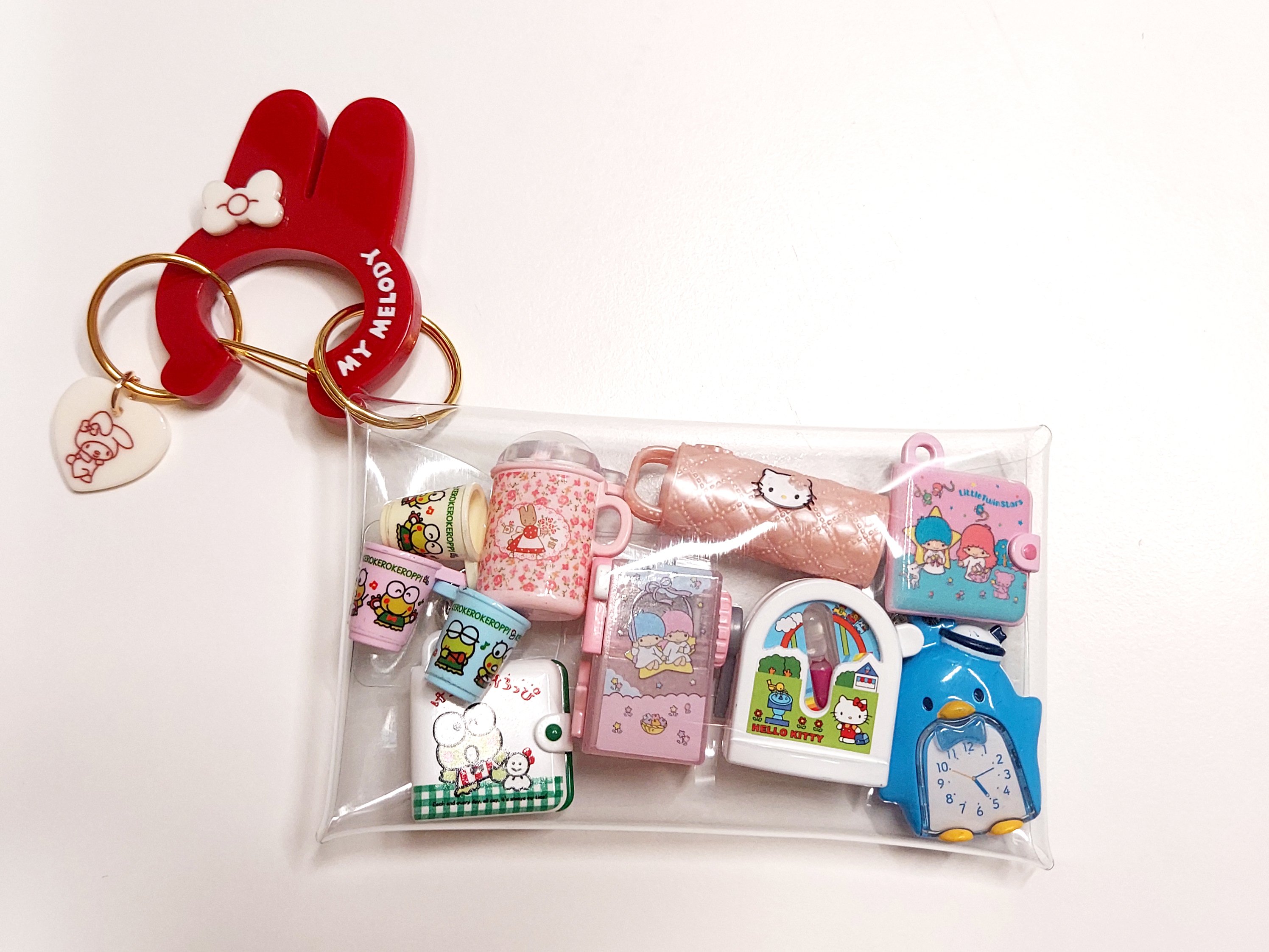 懐かしさを詰め込んだガチャ詰めポーチ｜Maye