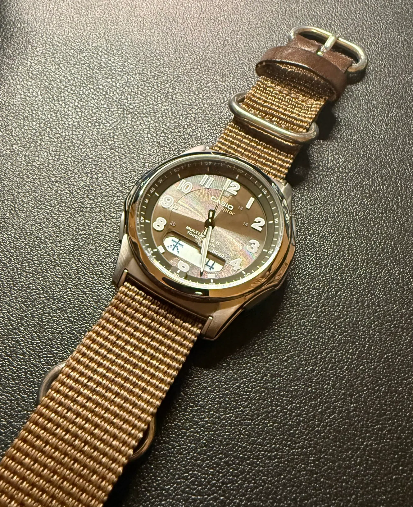 動作良好 CASIO 電波ソーラー ミリタリー ウェーブセプター 革バンド 