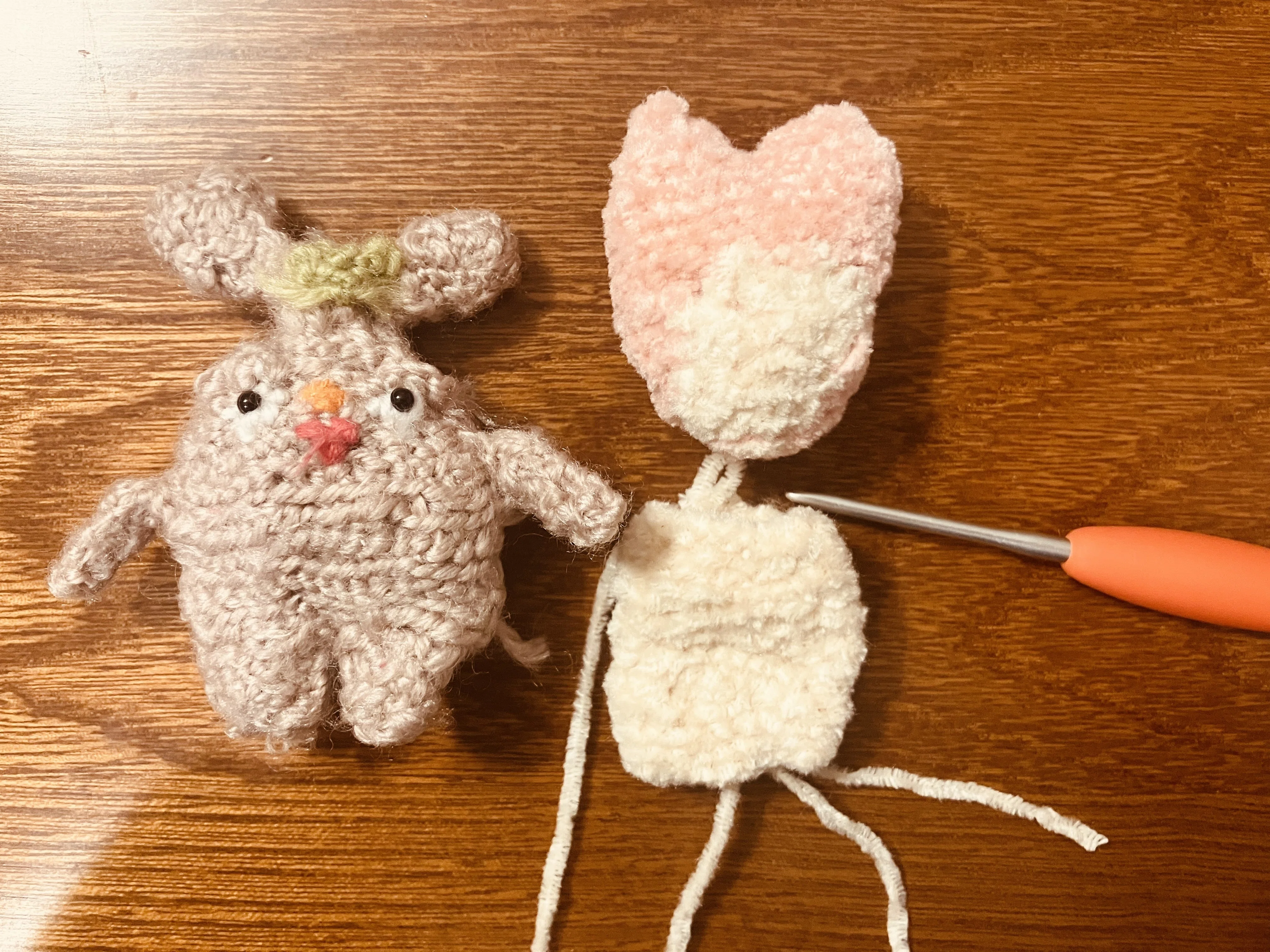 編みぐるみが編みたくなる糸」でぬいぐるみづくり（編み途中