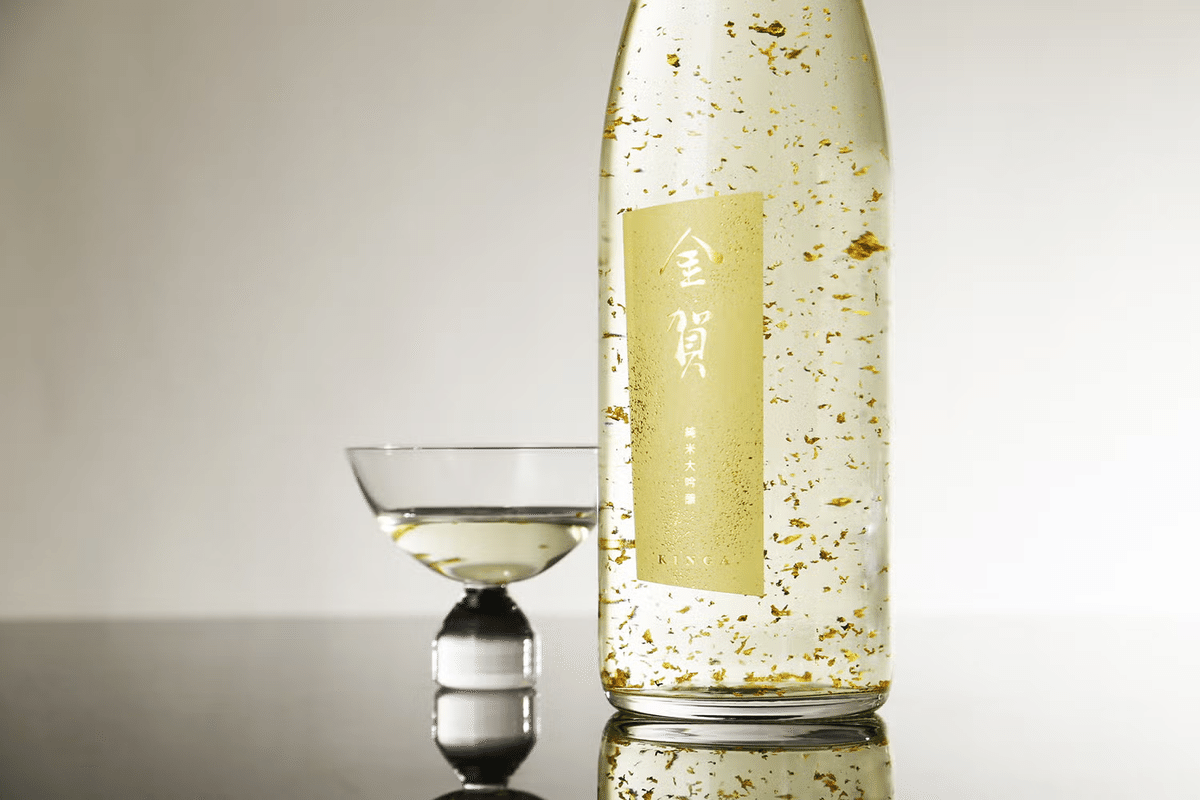 新年を“金箔入りの日本酒”で祝う。祝い酒「金賀 -KINGA-」が生まれた
