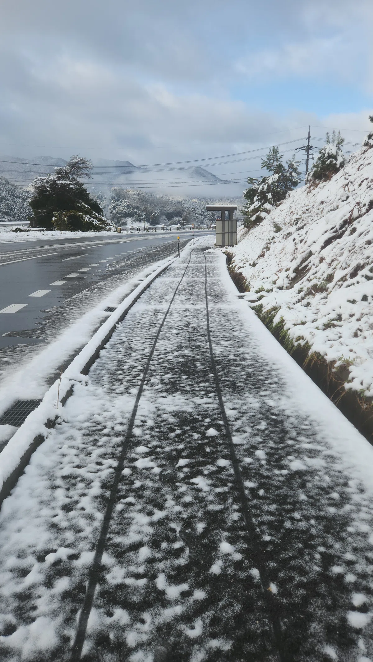 [Japan-Korea Walking Trip Day 62] December 4, 2025 Snow ☃️ has arrived ...