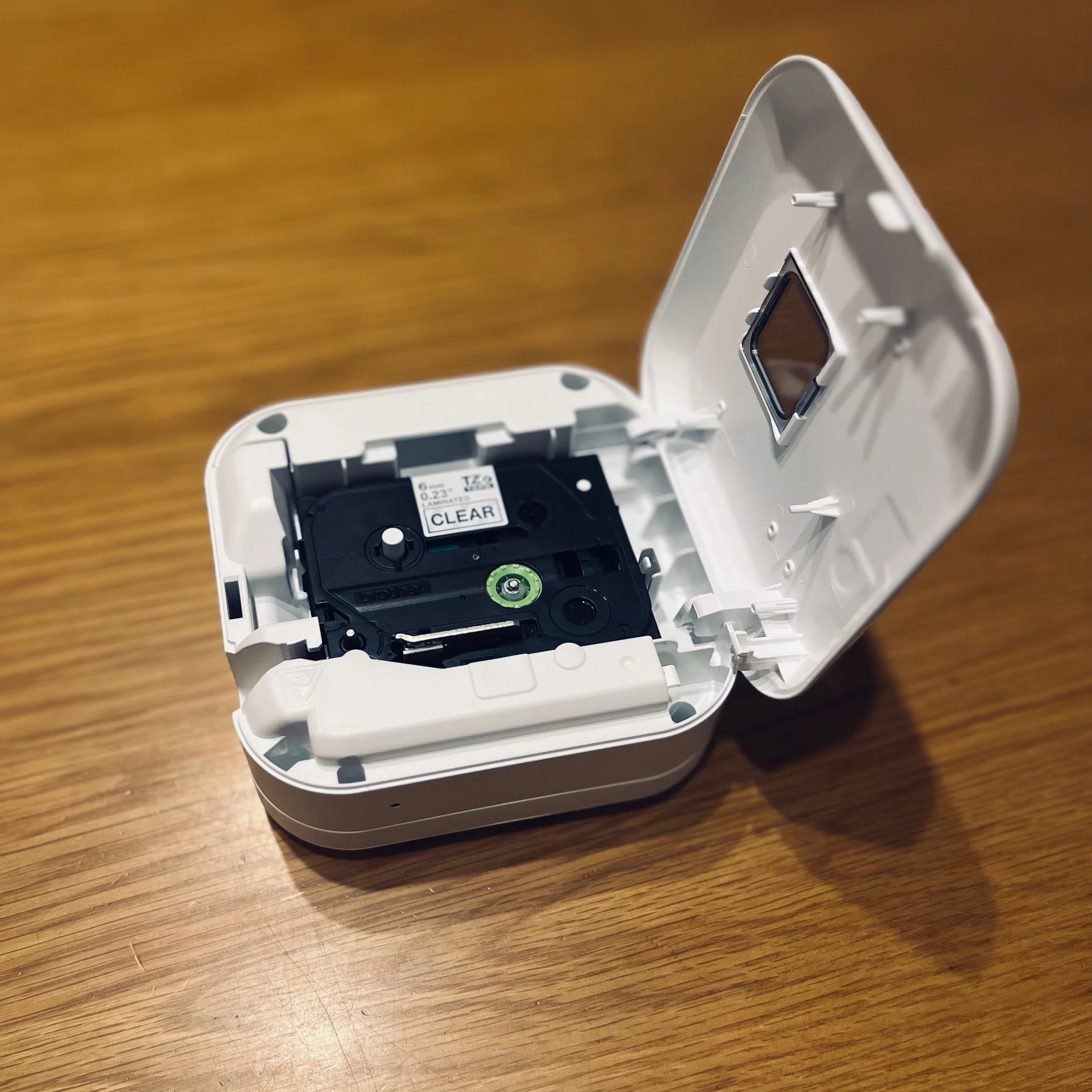 P-TOUCH CUBE｜スマホから印刷、おてがるラベルプリンター｜mame