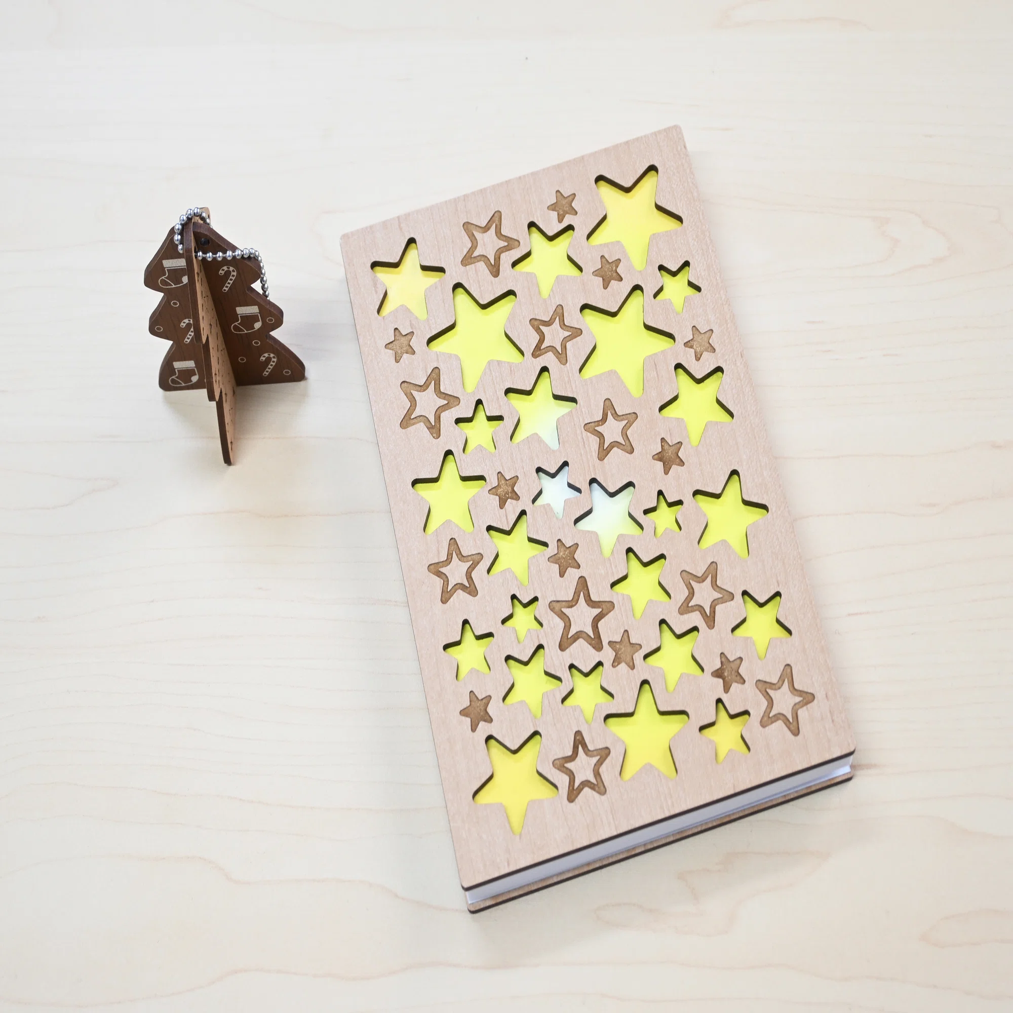 推し活祈願！？の御朱印帳できました。【12月の新製品】｜moku-zakka