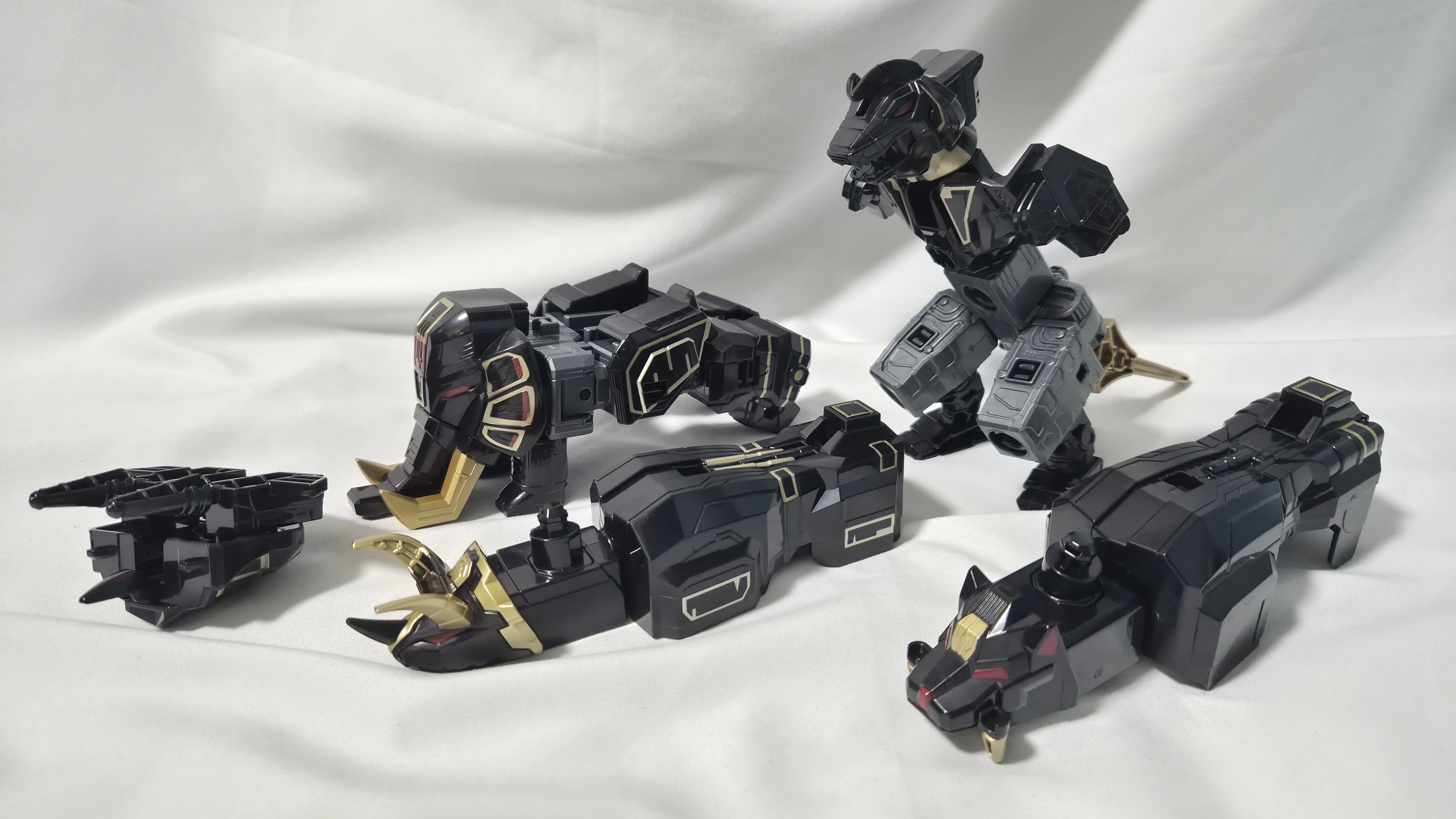 最後(？)の巨神(ロボユニバース)、『ブラック大獣神』降臨。【DXROBO