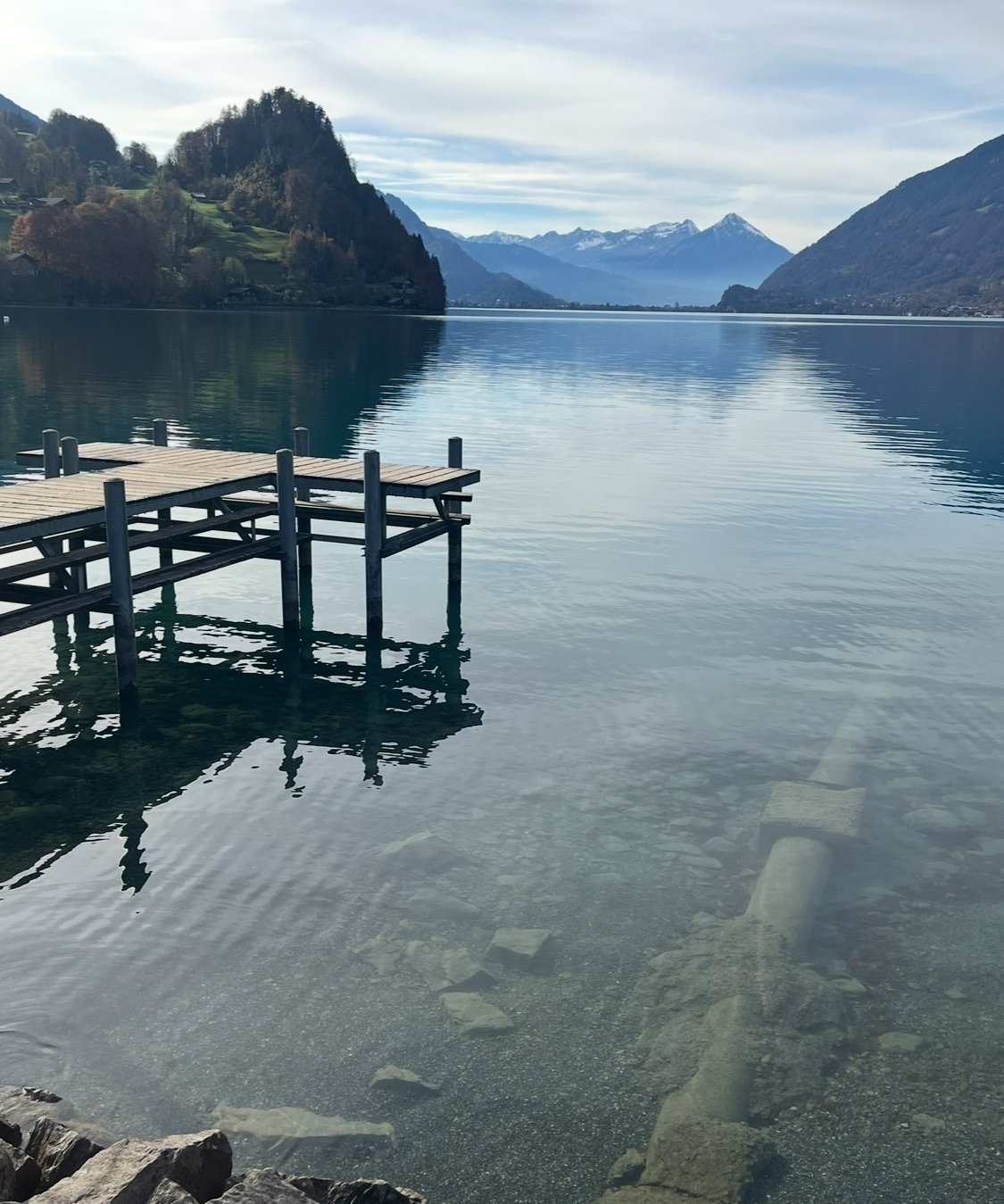 スイス生活36日目：イゼルトヴァルト（Iseltwald）でドラマ「愛の