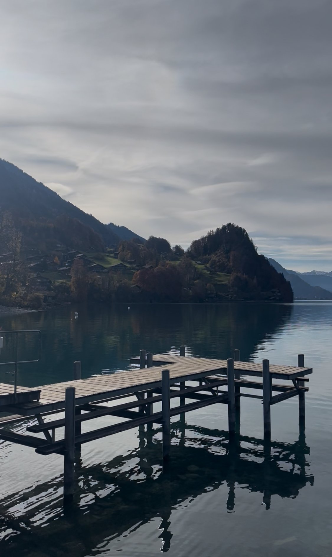 スイス生活36日目：イゼルトヴァルト（Iseltwald）でドラマ「愛の