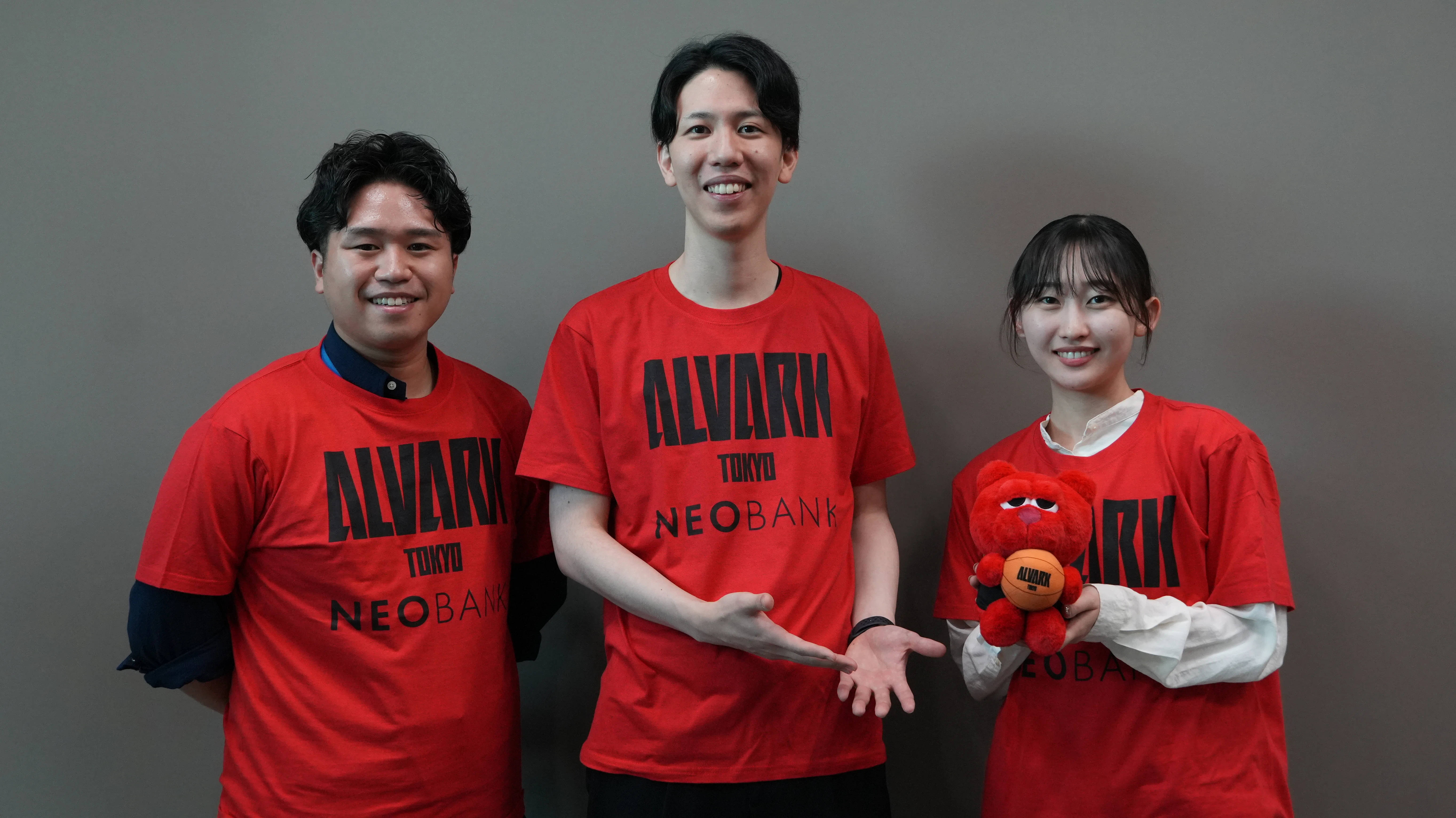 銀行 アルバルク東京NEOBANK」誕生秘話を担当者にインタビューしてみました