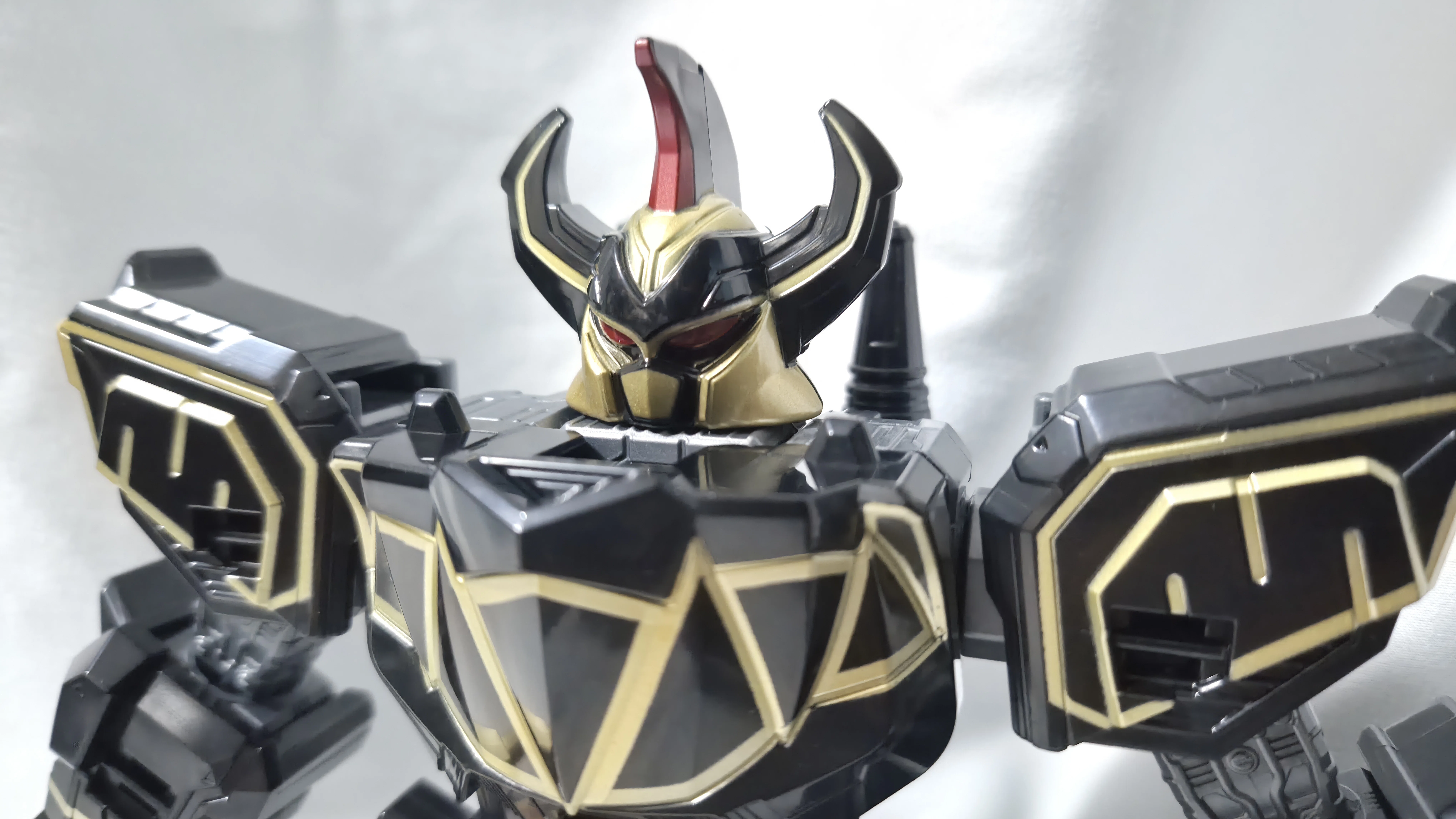 最後(？)の巨神(ロボユニバース)、『ブラック大獣神』降臨。【DXROBO