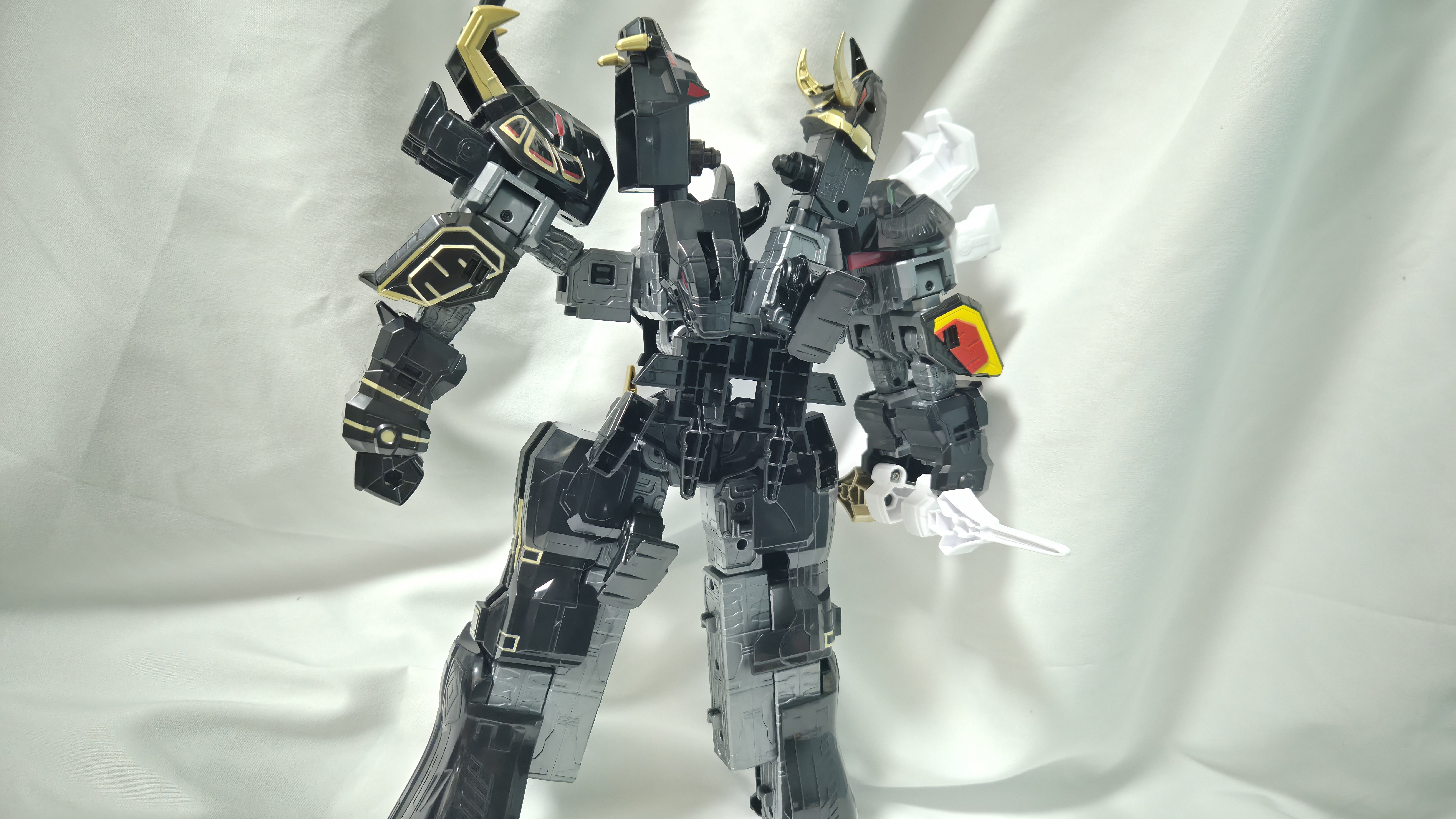 最後(？)の巨神(ロボユニバース)、『ブラック大獣神』降臨。【DXROBO