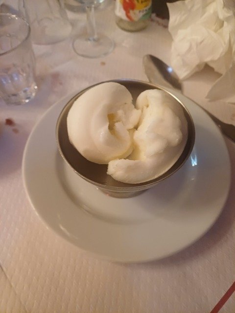 パリで大人気の大衆食堂ブイヨンシャルティエ Bouillon Chartier の