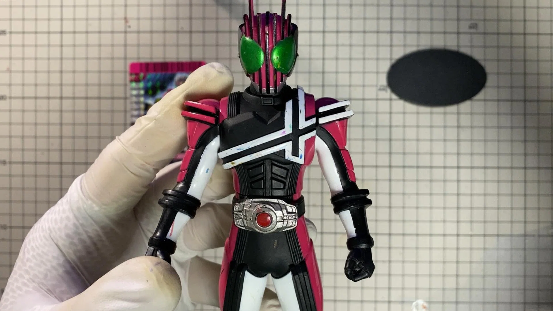 色を重ねて記憶をつなぐ――仮面ライダーディケイド、再び｜筆塗りーず☆masa