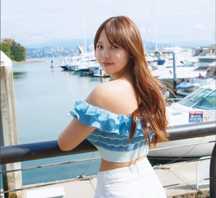 12/10発売】元NMB48本郷柚巴3rd写真集『いつのまに、』｜お渡し会