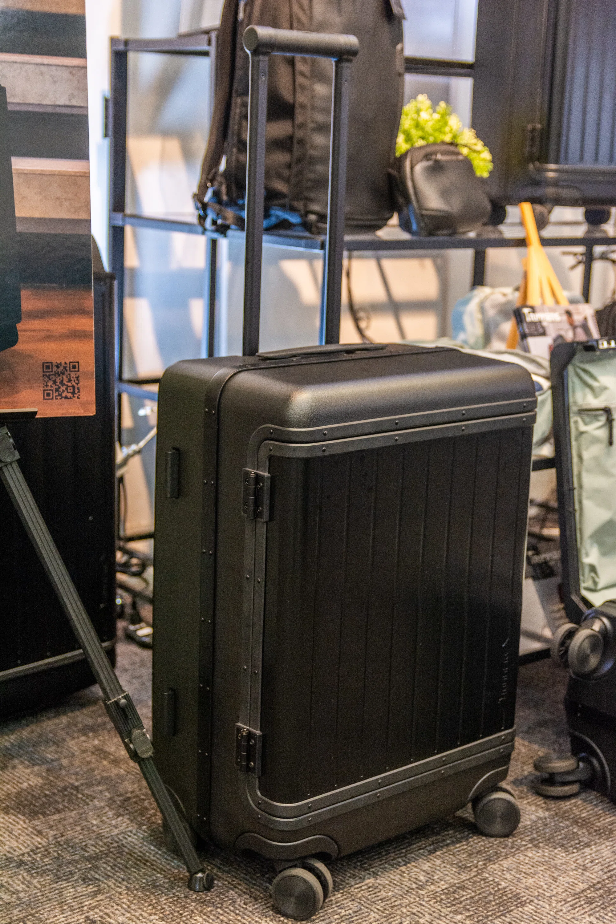 【美品】TRIMMERS Solstice Carry-on 22 39L 黒 Solstice Carry-on 22