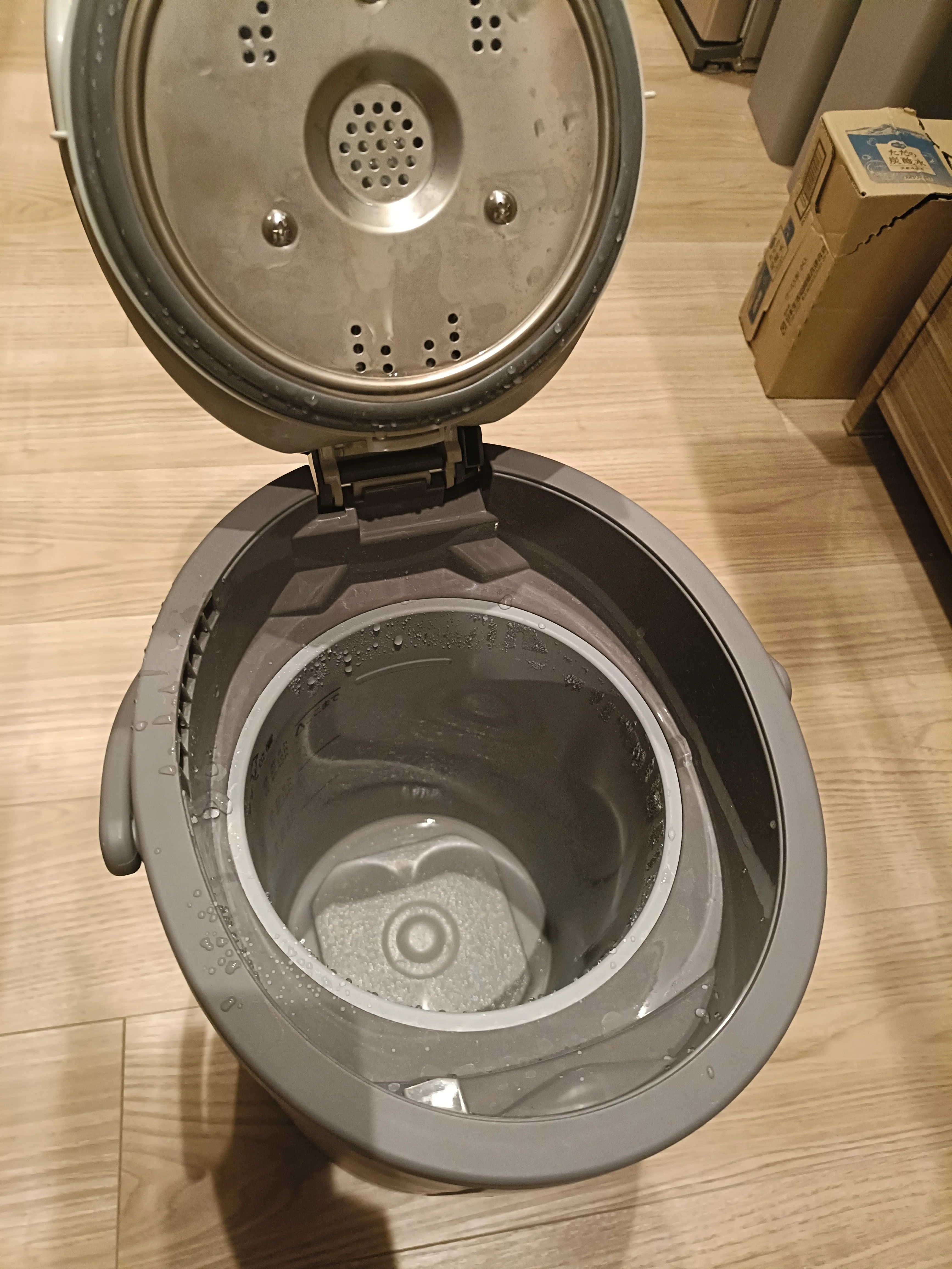 もっと早く買えばよかった」象印のスチーム式加湿器が最強すぎる理由