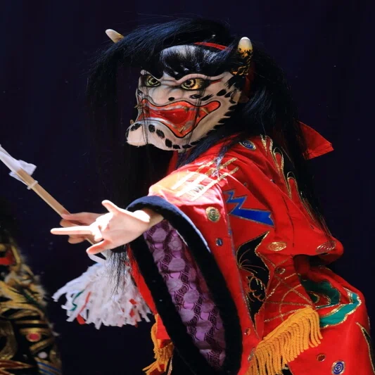 石見神楽　大衆演劇　羽織　コスプレ 石見神楽｜山口県の風景写真 ｜ fuji