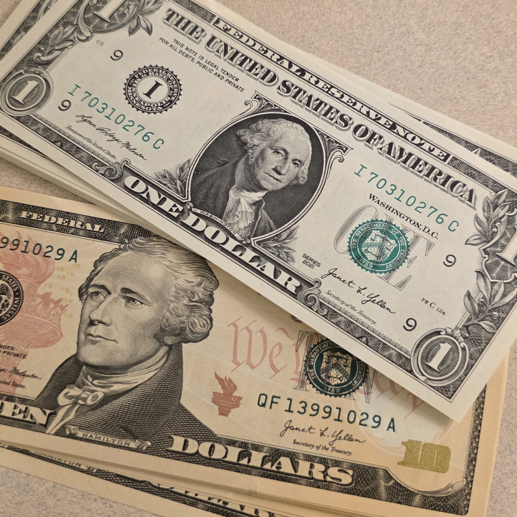 🌺 2泊3日グアム旅行！現地で実際にかかった費用を公開【現金とクレジットカードの使い分け】｜そら