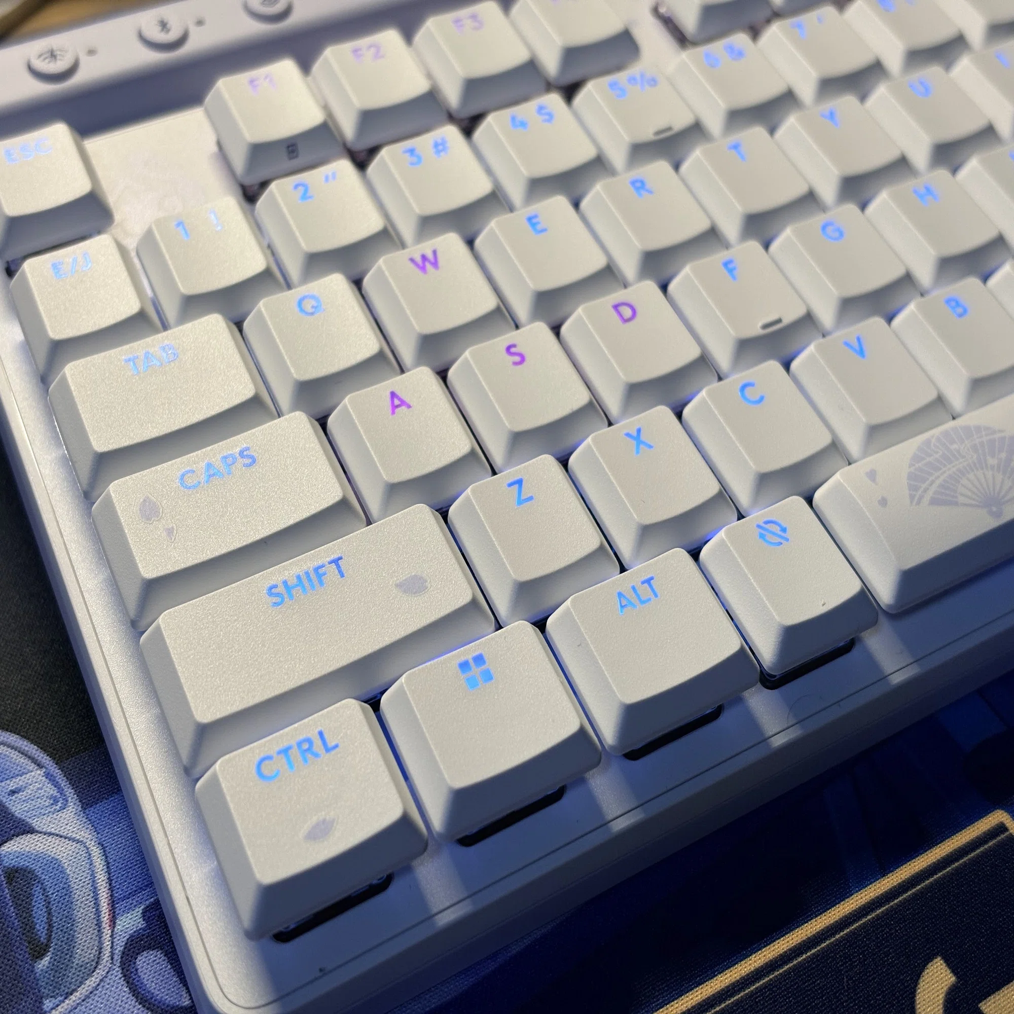 メカニカルキーボード 原神キーボード かわいい 原神 刻晴・疾雷快雨