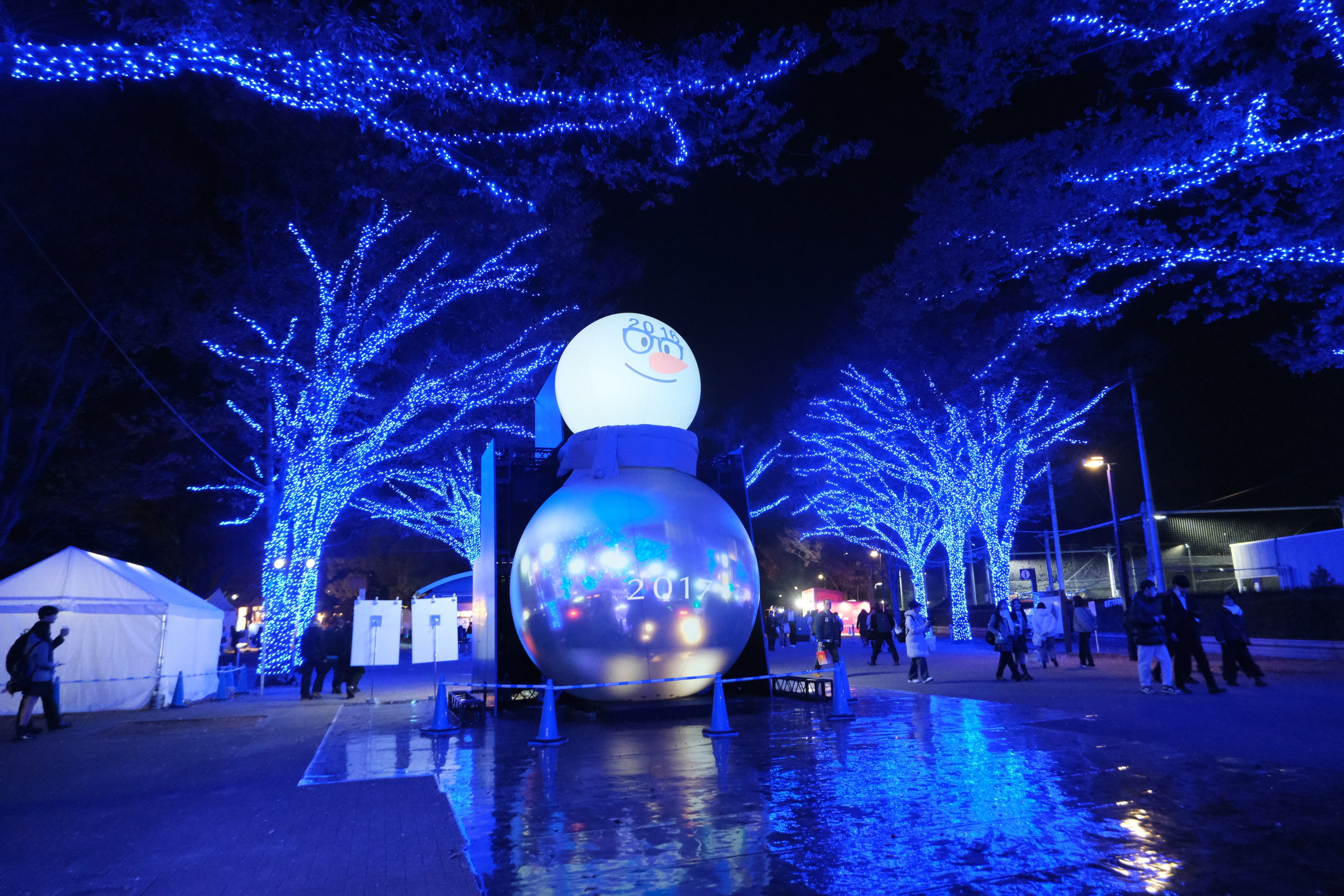 Fujifilm]x[X-M5]x[撮って出し]x[夜景] 青の洞窟＠渋谷での撮影に