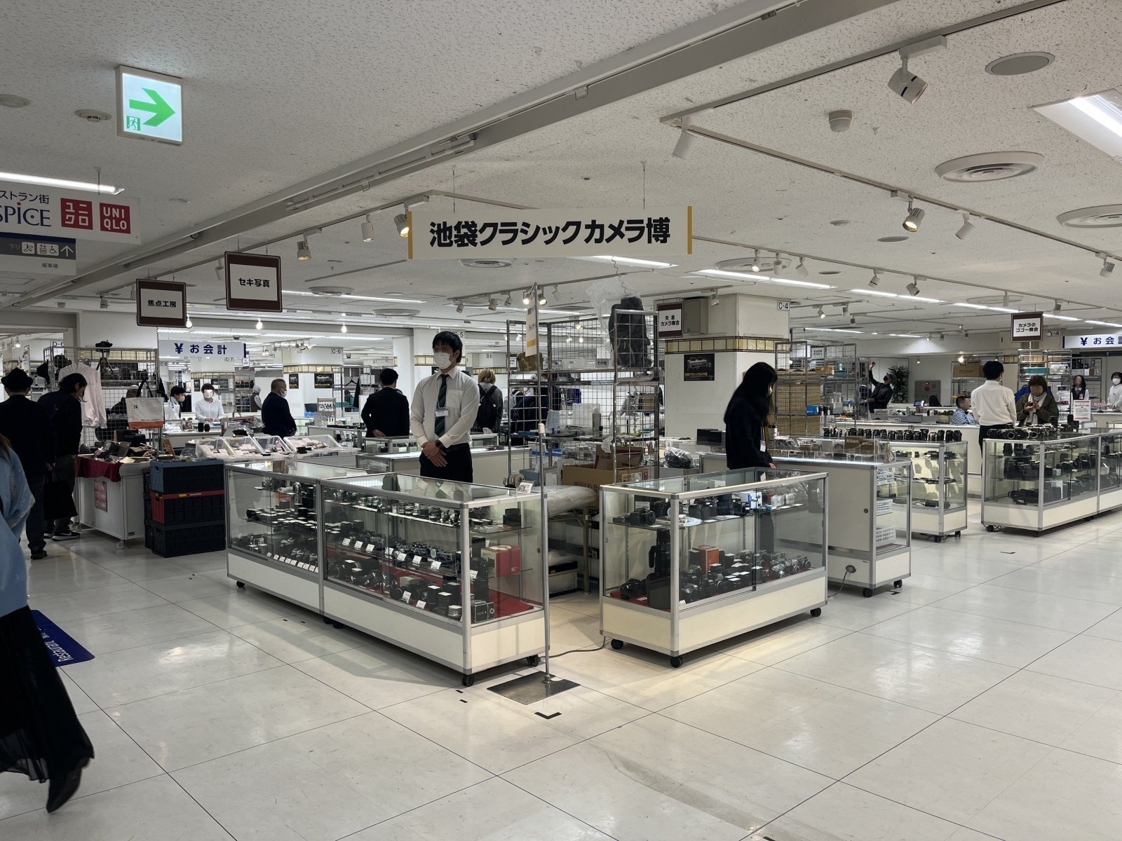 48．紅葉とOLYMPUS OM-1とG.ZUIKO Auto-W 35mm/F2.8＜レンズ＞｜神成