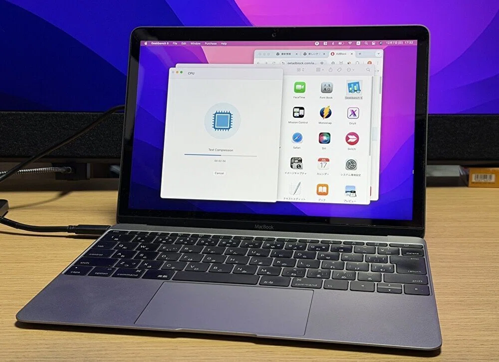 MacBook12インチ2016 m3/8GB美品 充放電162回キーボード良好 MacBook 12インチ USキーボードモデル[2016年/SSD 512GB/メモリ 8GB