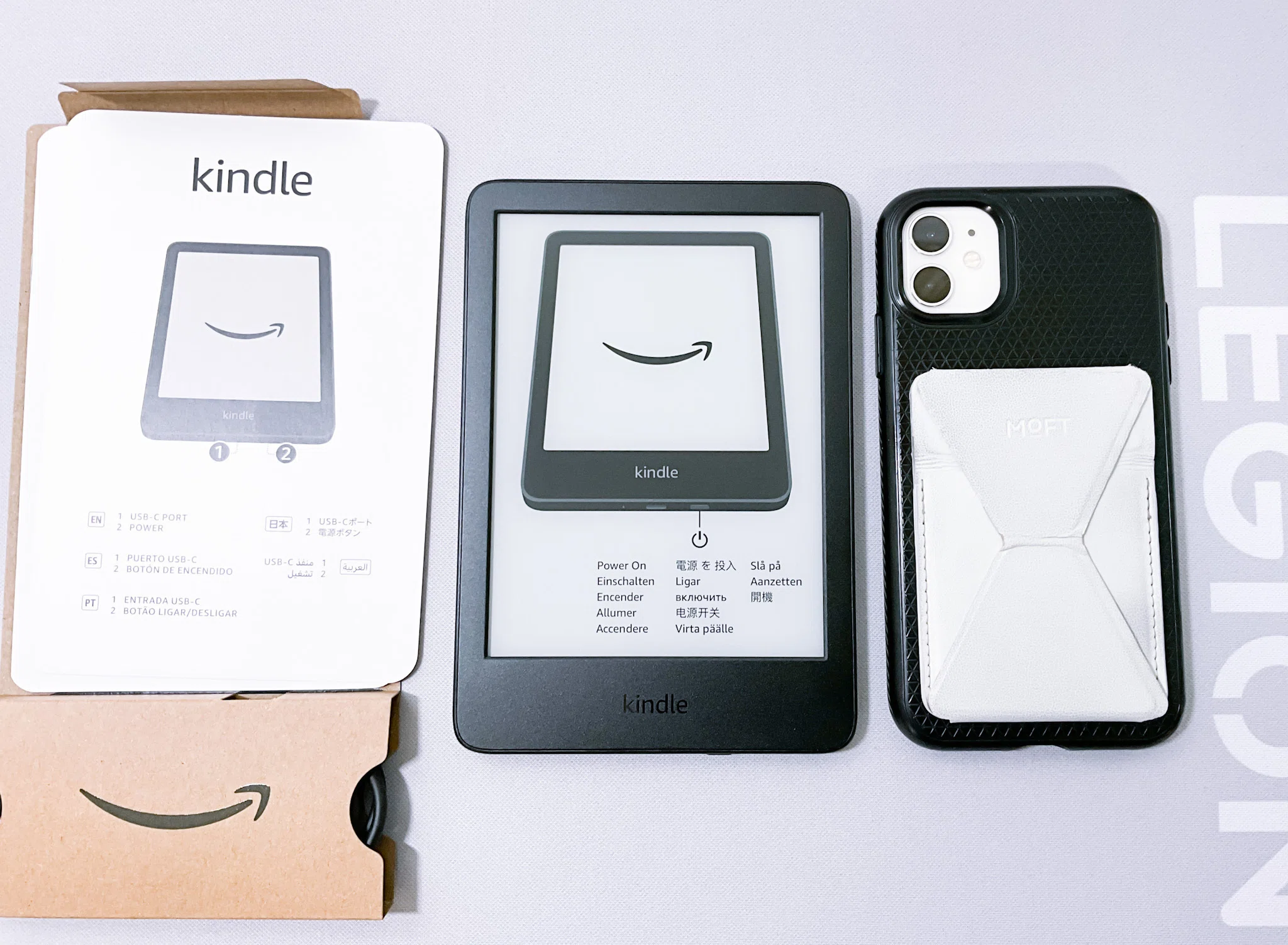 無印Kindle】使いやすい「ハンドストラップ（バンド）」はどちらか装着