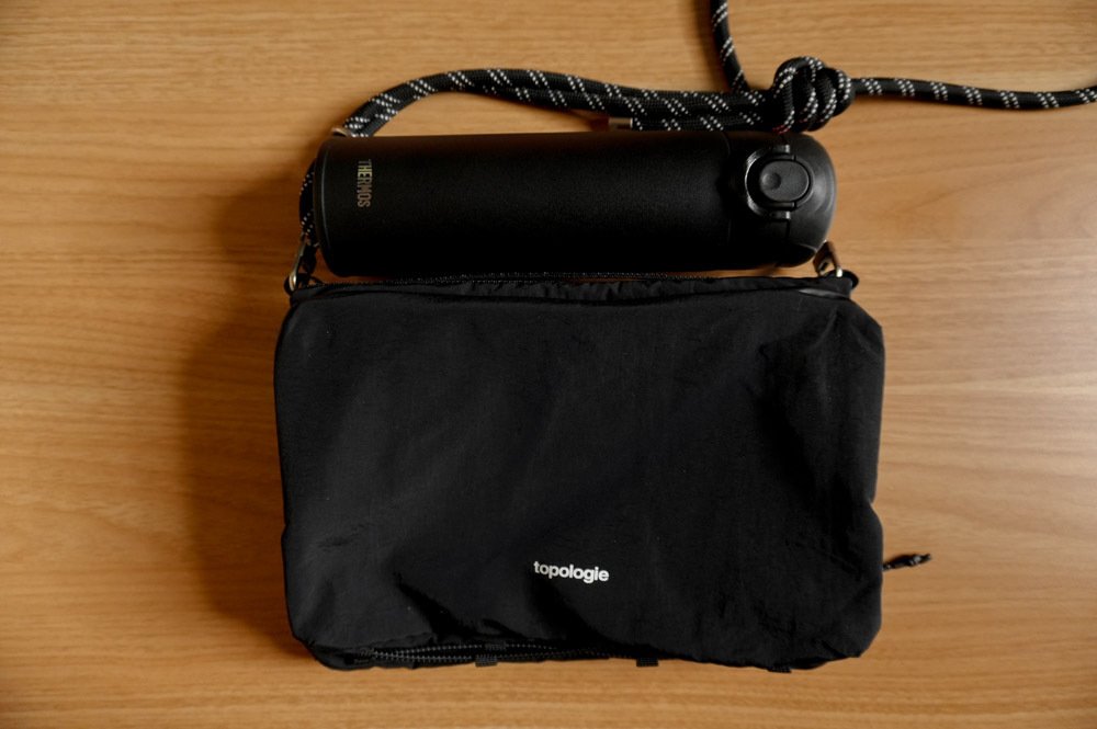 TopologyのBottle Sacoche Largeは最高のミニバッグ！｜TECH & GO｜で