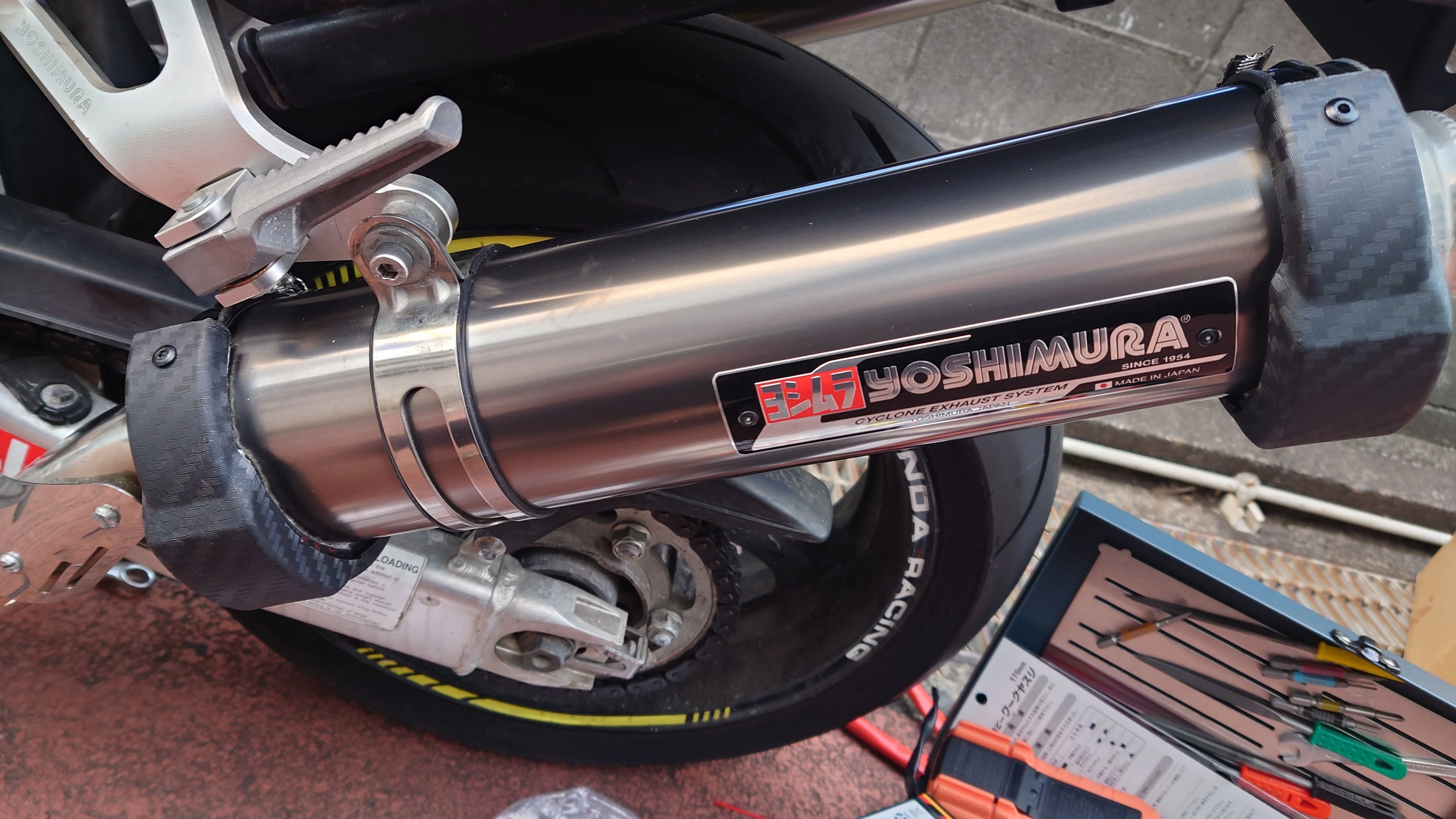 VTR1000F】猛暑の転倒から始まった整備の記録｜V-TWIN PUNX