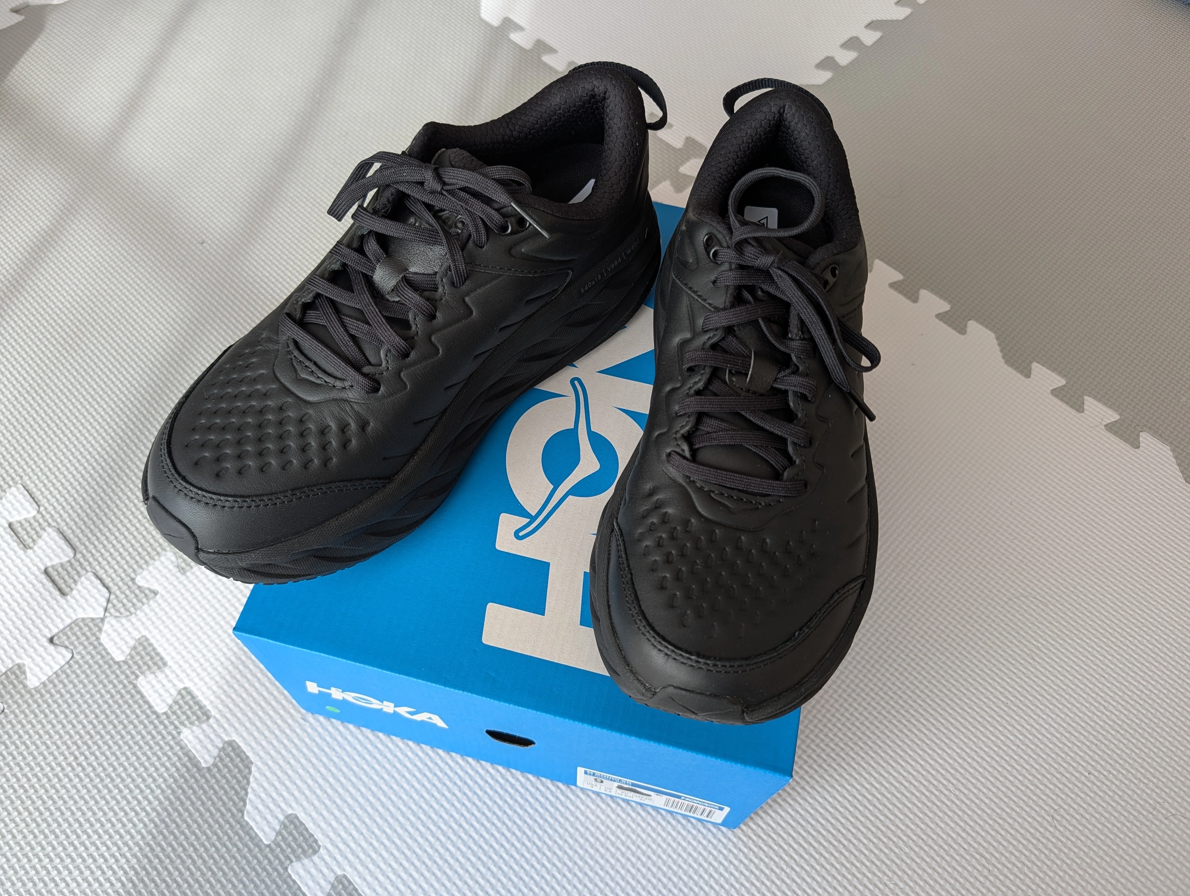 靴👟を買った話：BONDI SR/HOKA ONE ONE｜たぬ