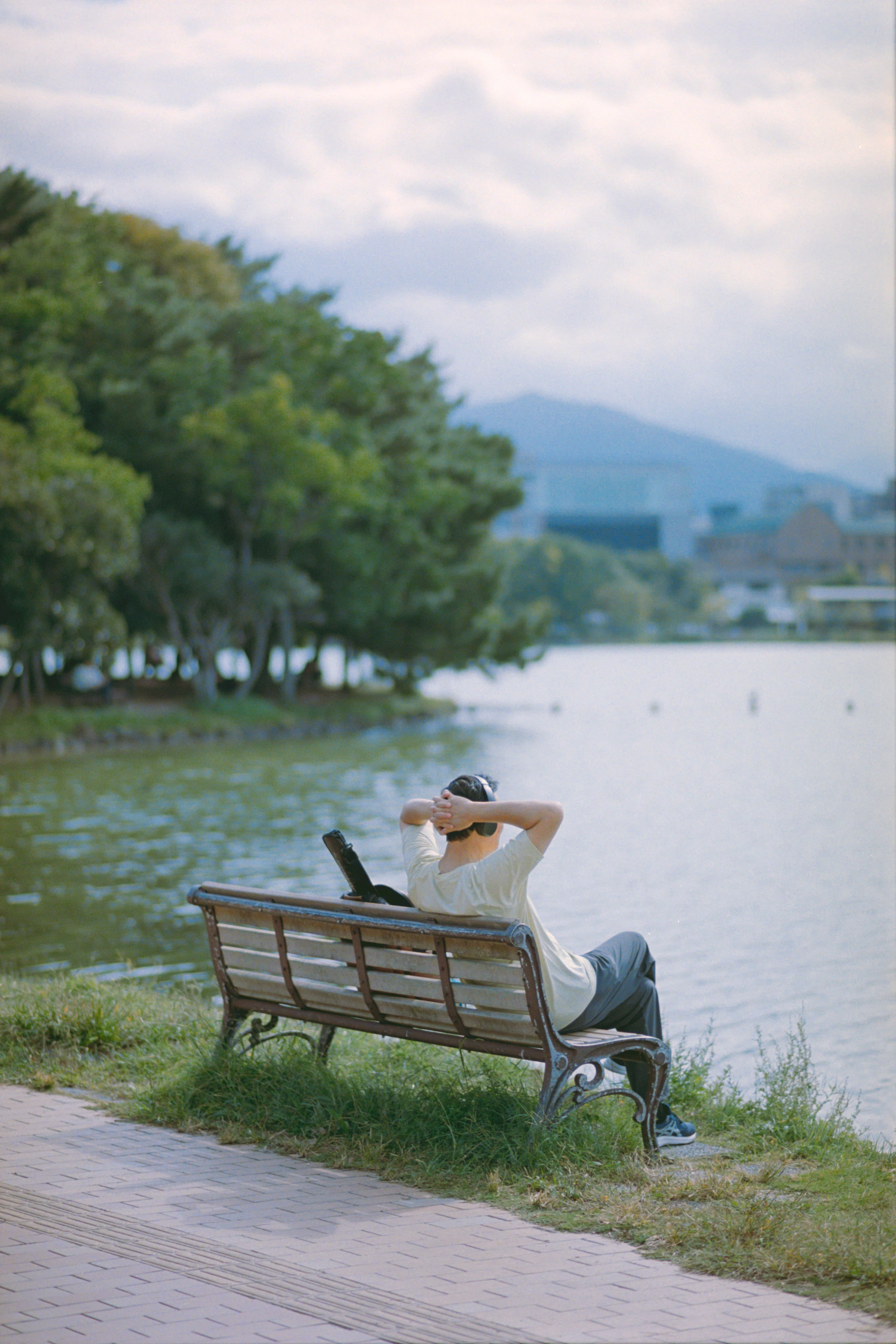 言い訳できない最強フィルムカメラ｜Nikon F100レビュー｜Kenta Mizune