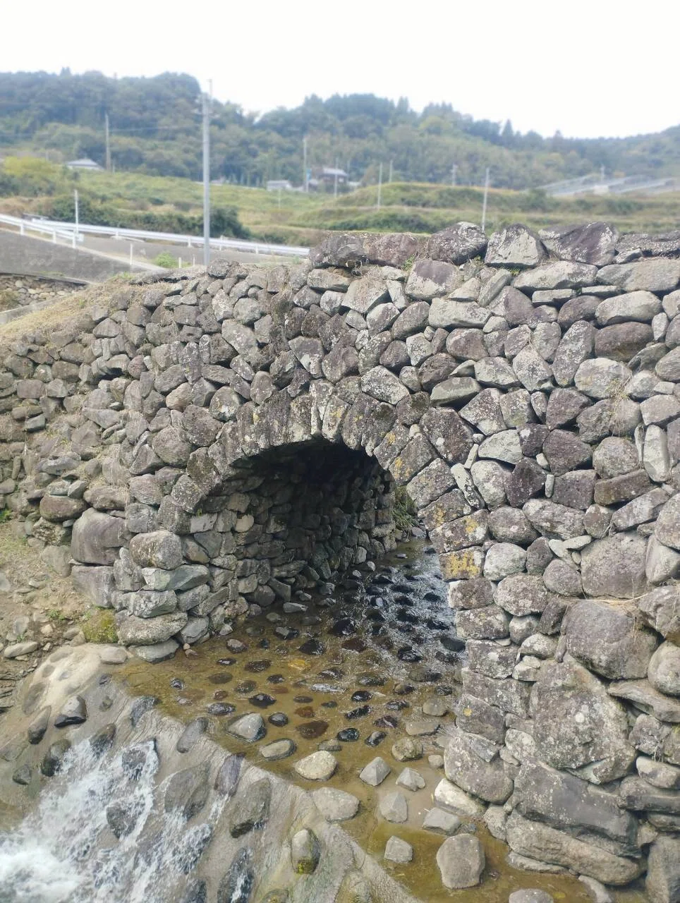 面無橋 南島原に存在する日本で唯一の“自然石アーチ橋”の奇跡｜長崎通信社