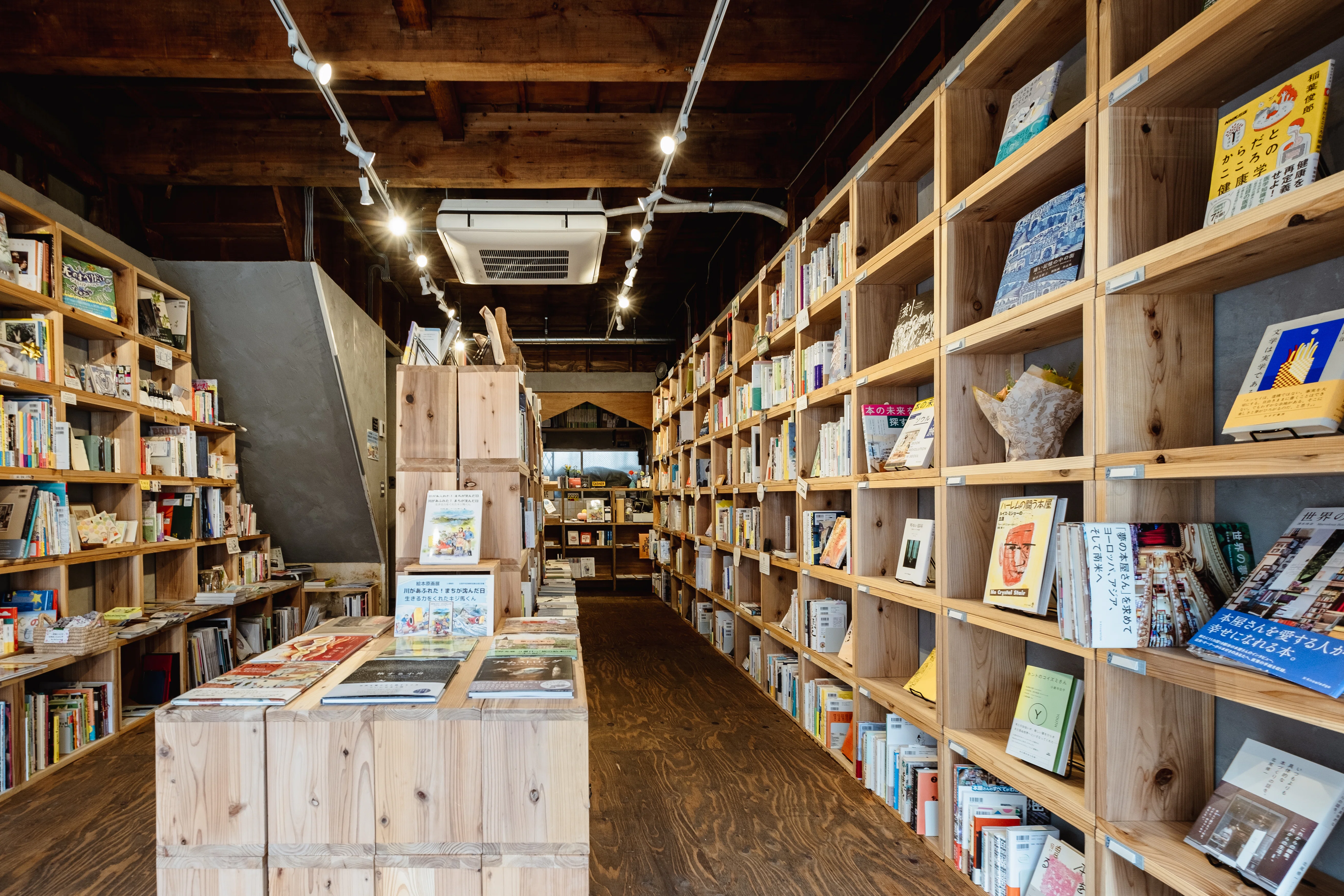 本屋発注百景Vol.26 BOOKSHOP TRAVELLER｜BookCellar事務局