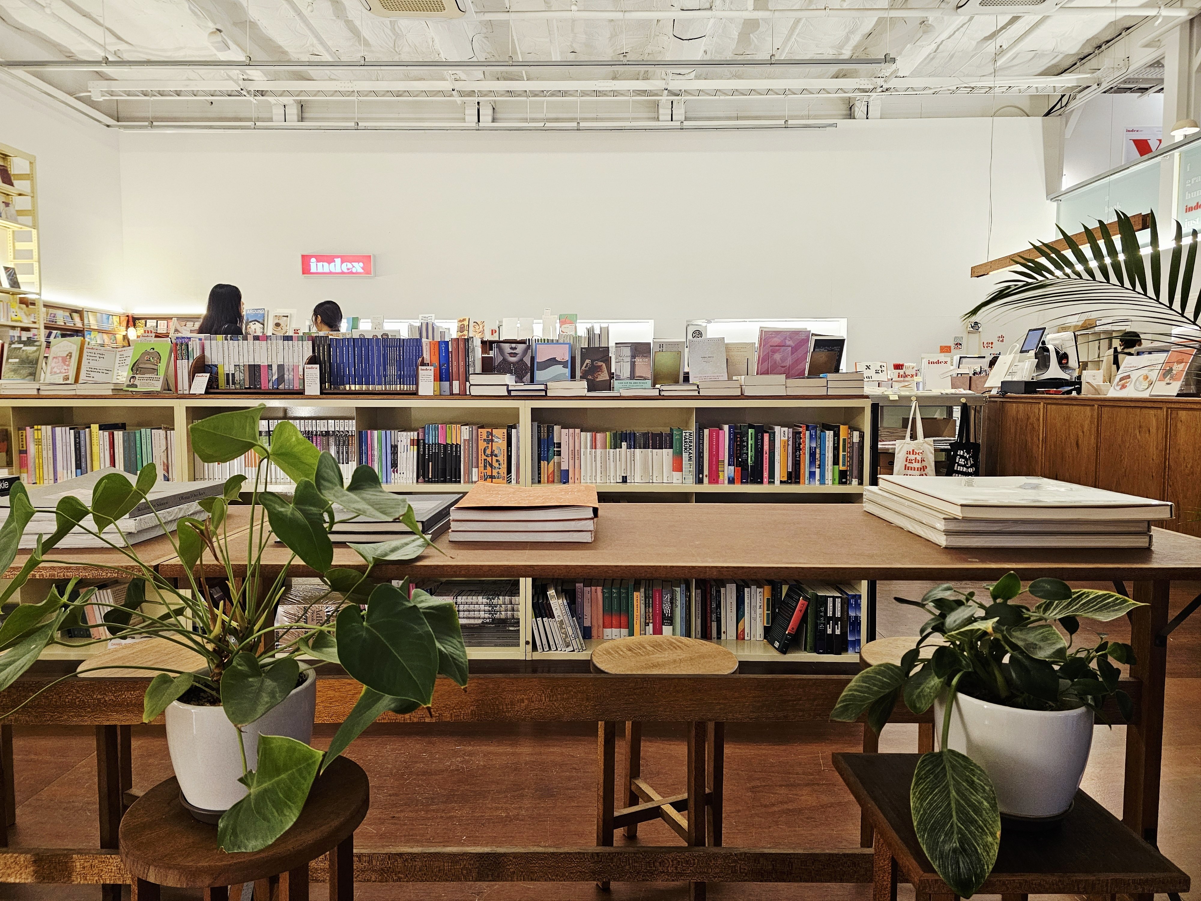 30》 韓国の独立系書店 「인덱스숍（index shop）」訪問記｜高瀬美菜