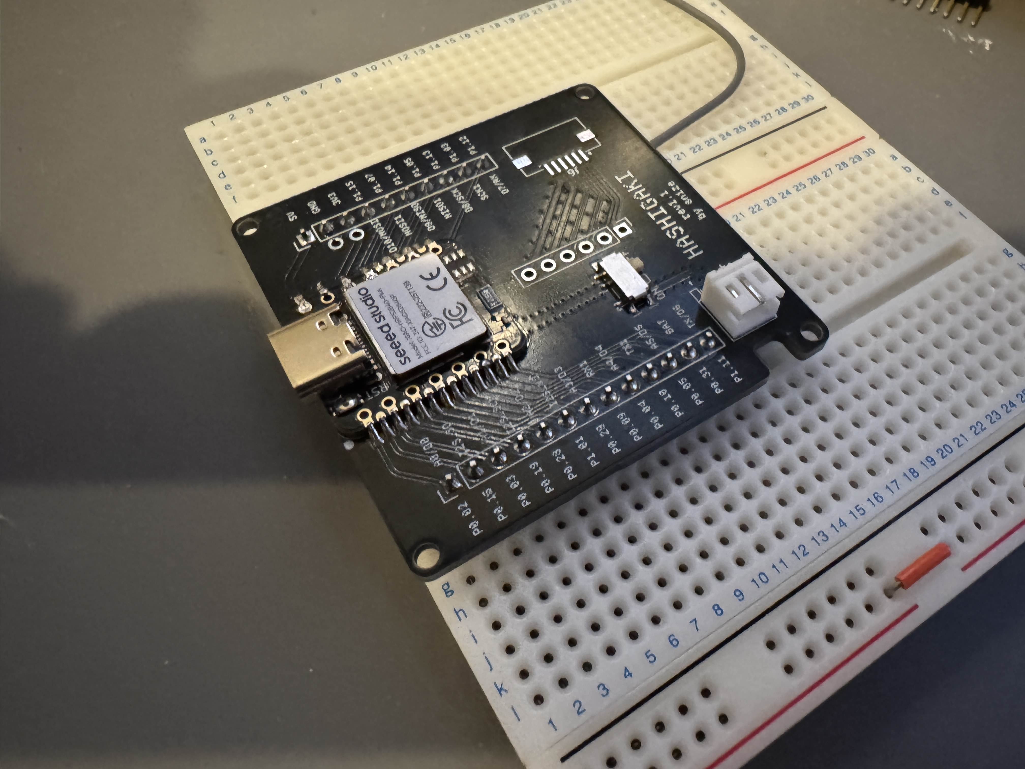 HASHIGAKI に Seeed Studio XIAO nRF52840 Plus をのせた｜happy_ryo