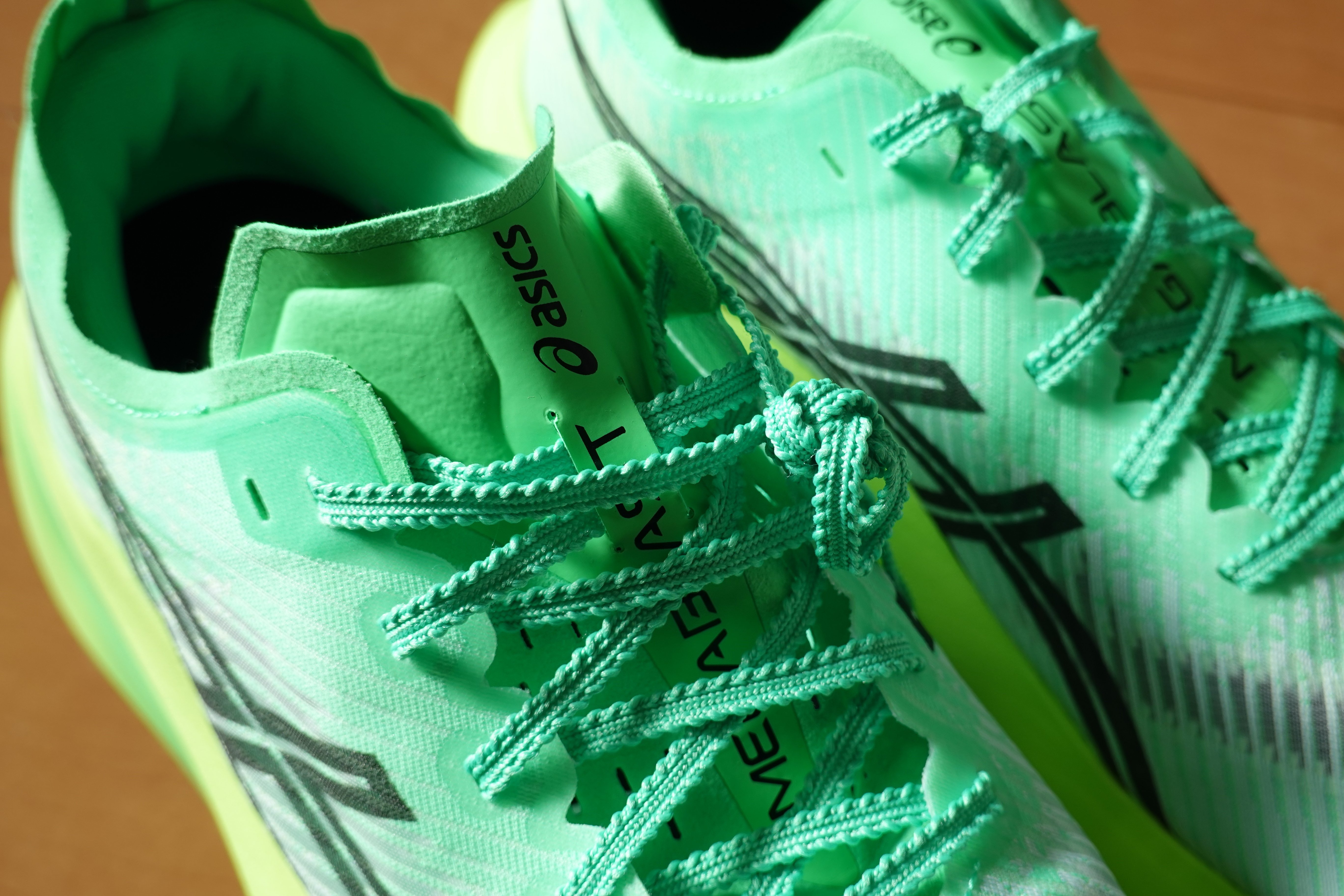 メガブラストアシックス アシックス メガブラスト 第一印象 : r/RunningShoeGeeks