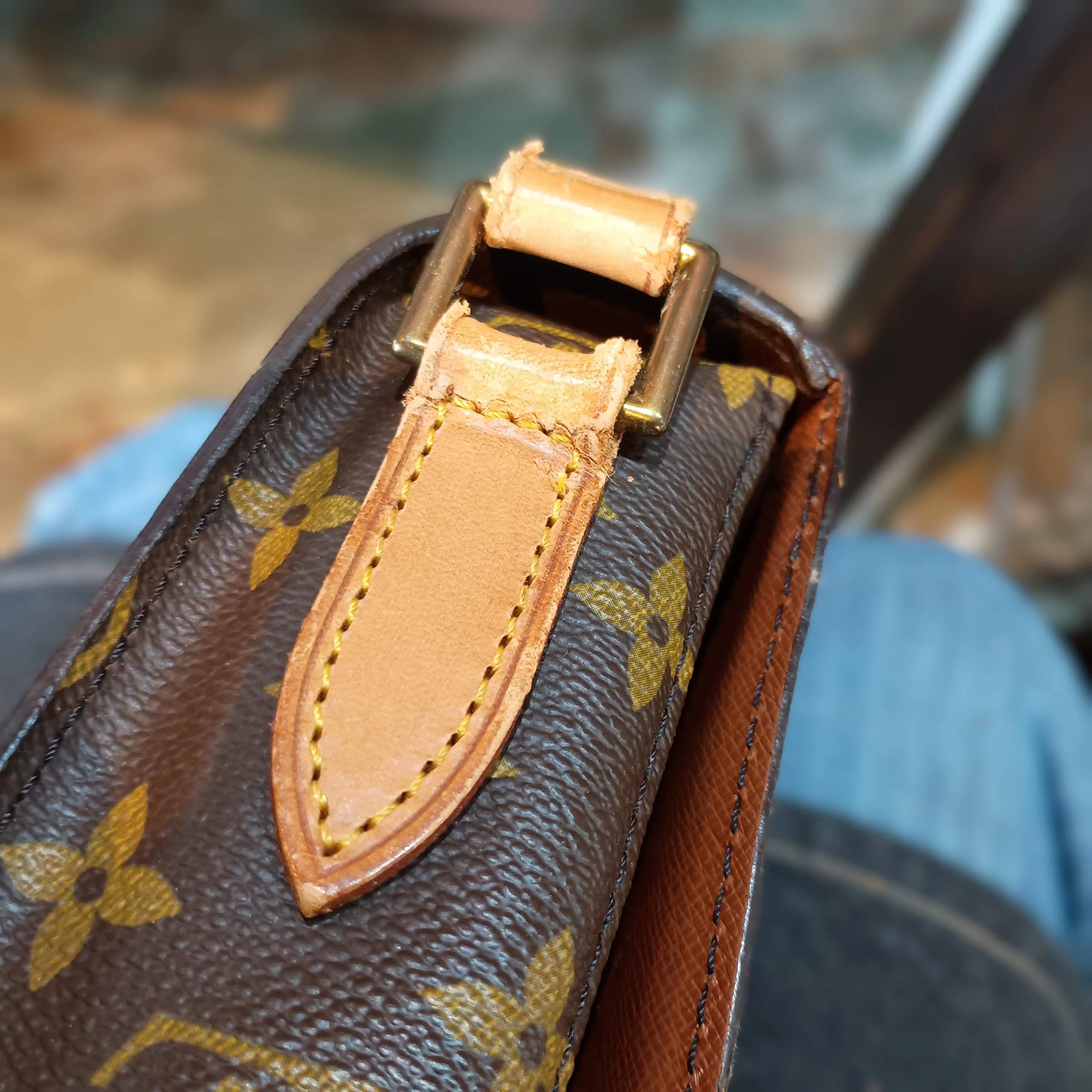 根付修理/根革交換】Louis Vuitton/ルイヴィトンショルダーバッグ