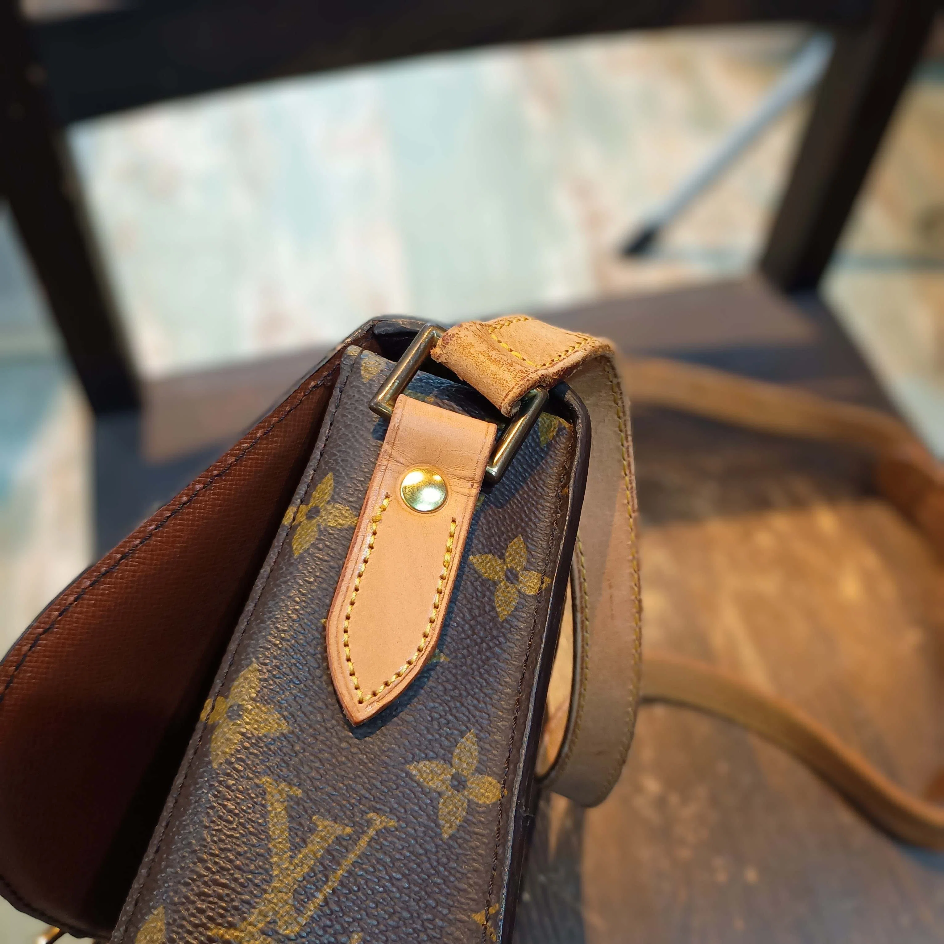 根付修理/根革交換】Louis Vuitton/ルイヴィトンショルダーバッグ