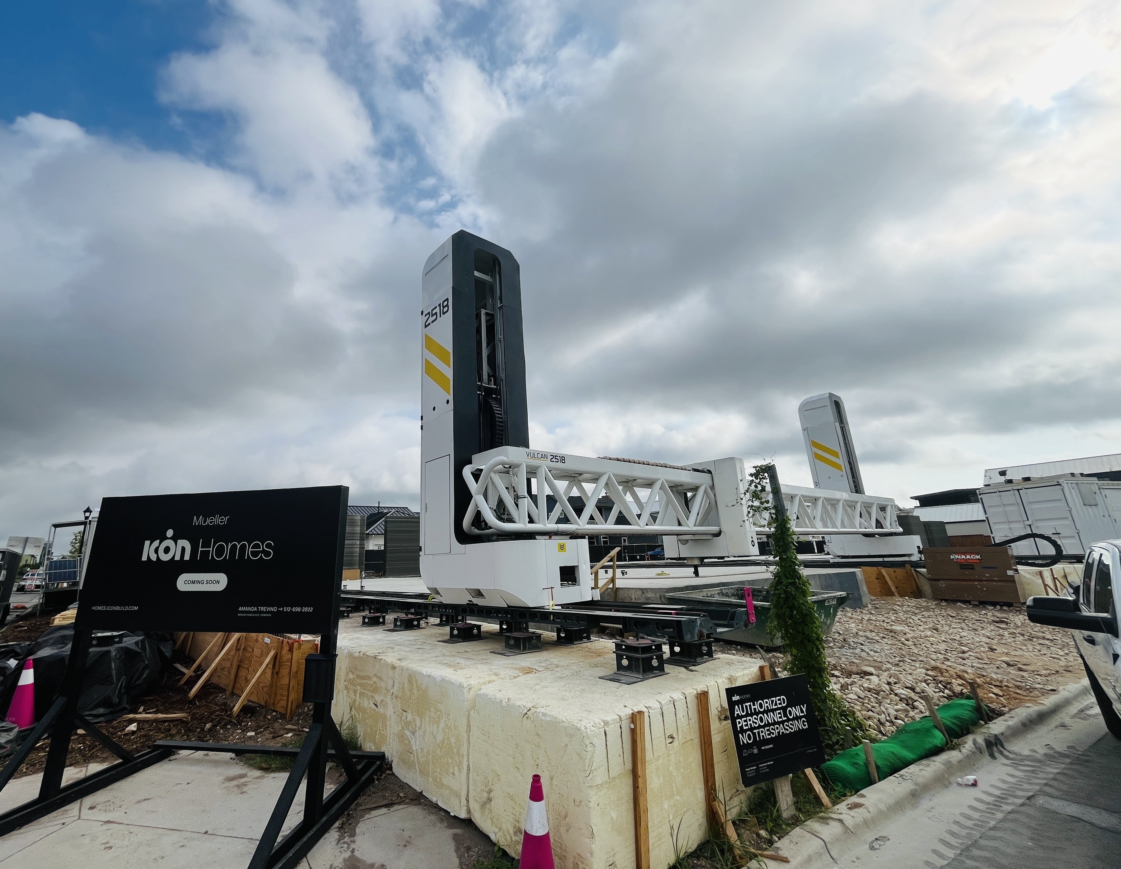 ICON's latest 3D printer Vulcan (Photographed in August 2025)