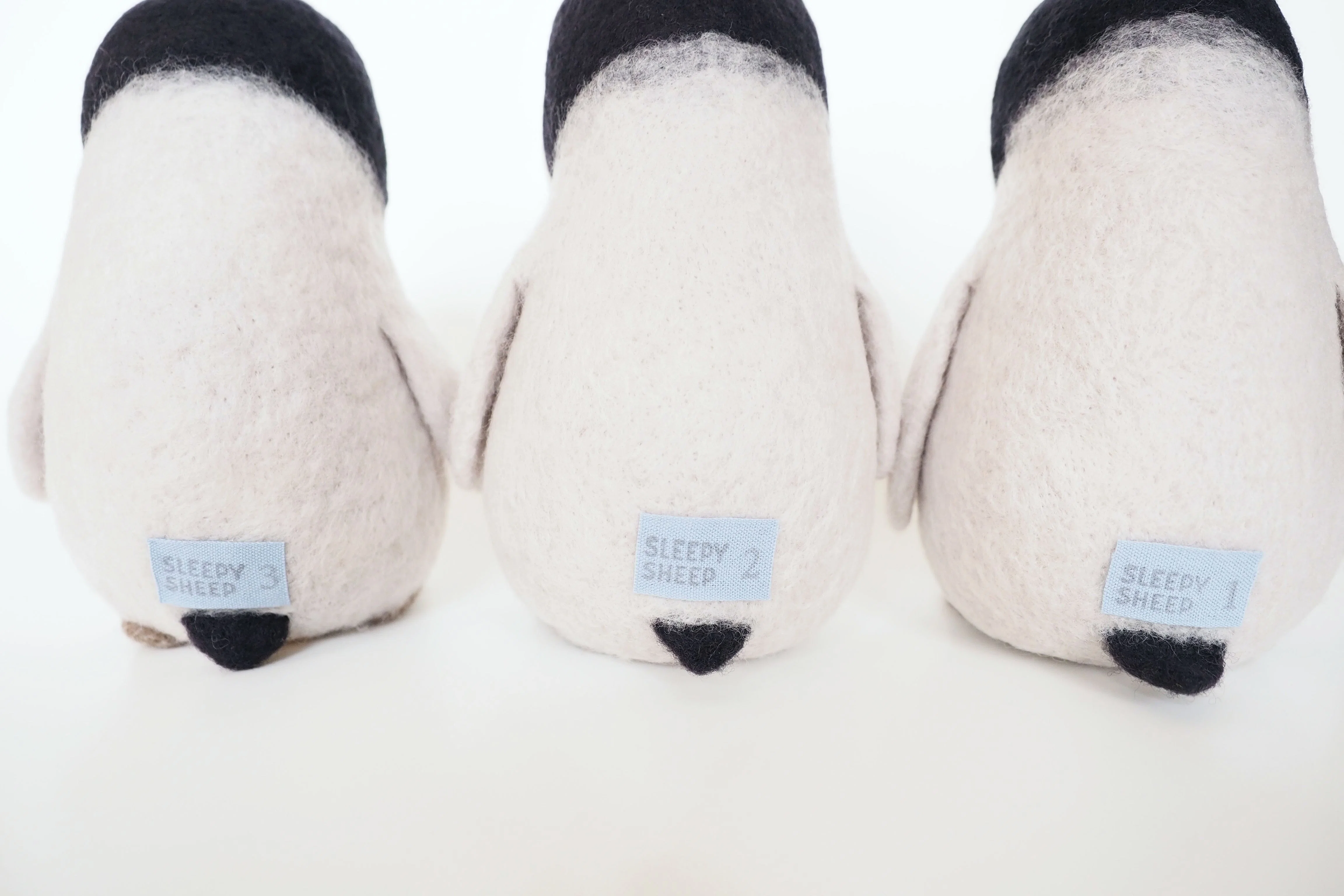 penguin｜SLEEPY SHEEP