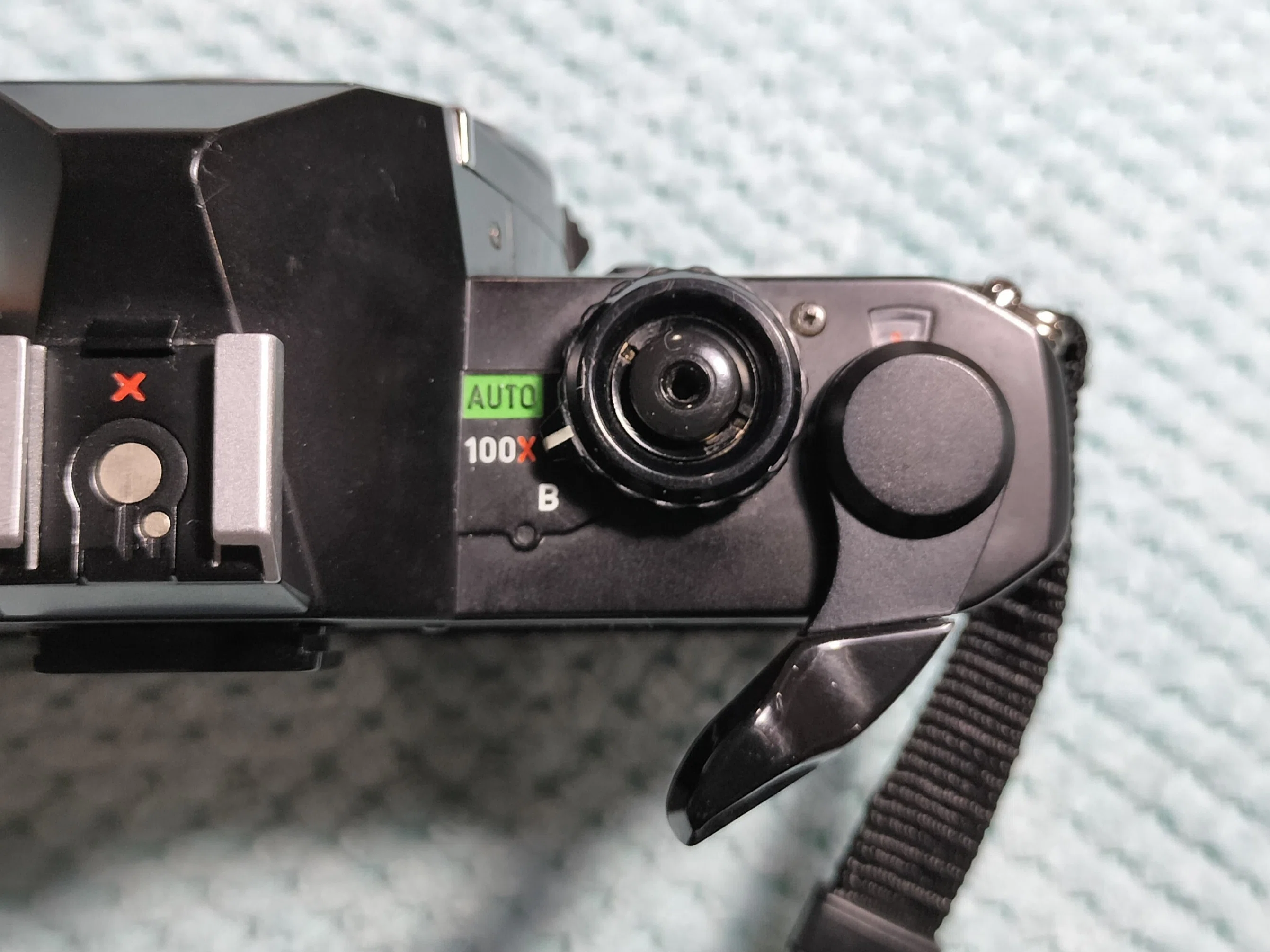 Pentax MV-1の分解｜フィルムカメラ修理のアクアカメラ
