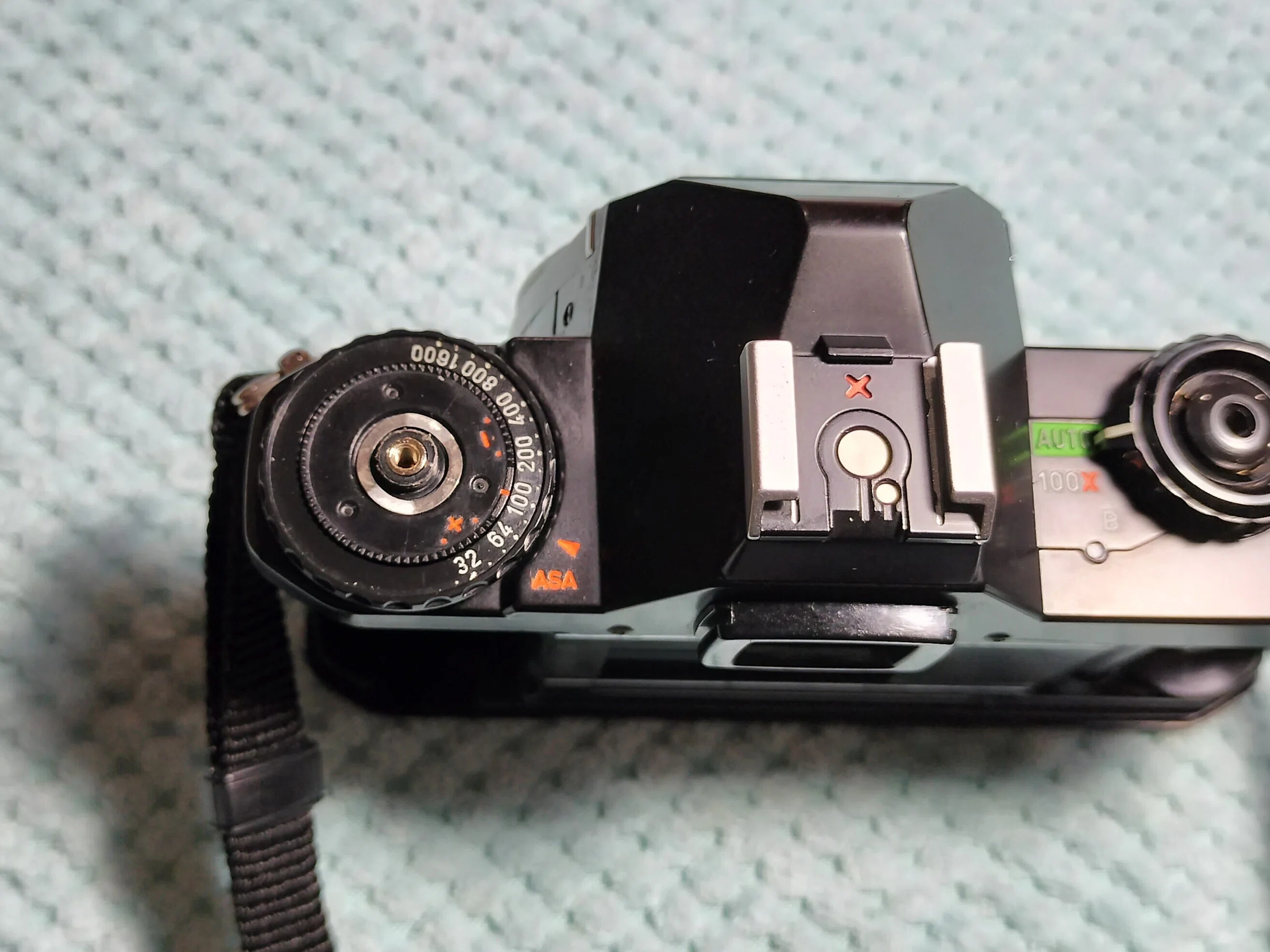 Pentax MV-1の分解｜フィルムカメラ修理のアクアカメラ