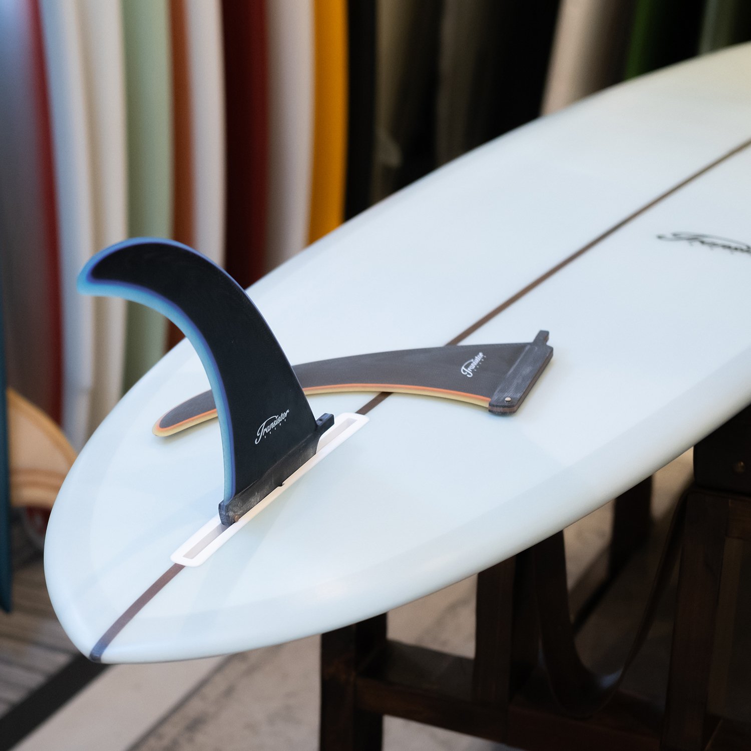 TRANSISTOR BRAND ”THE BEE