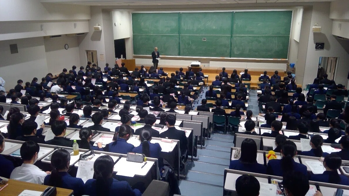 【3学年】1210 学年集会|岩手県立盛岡第三高等学校