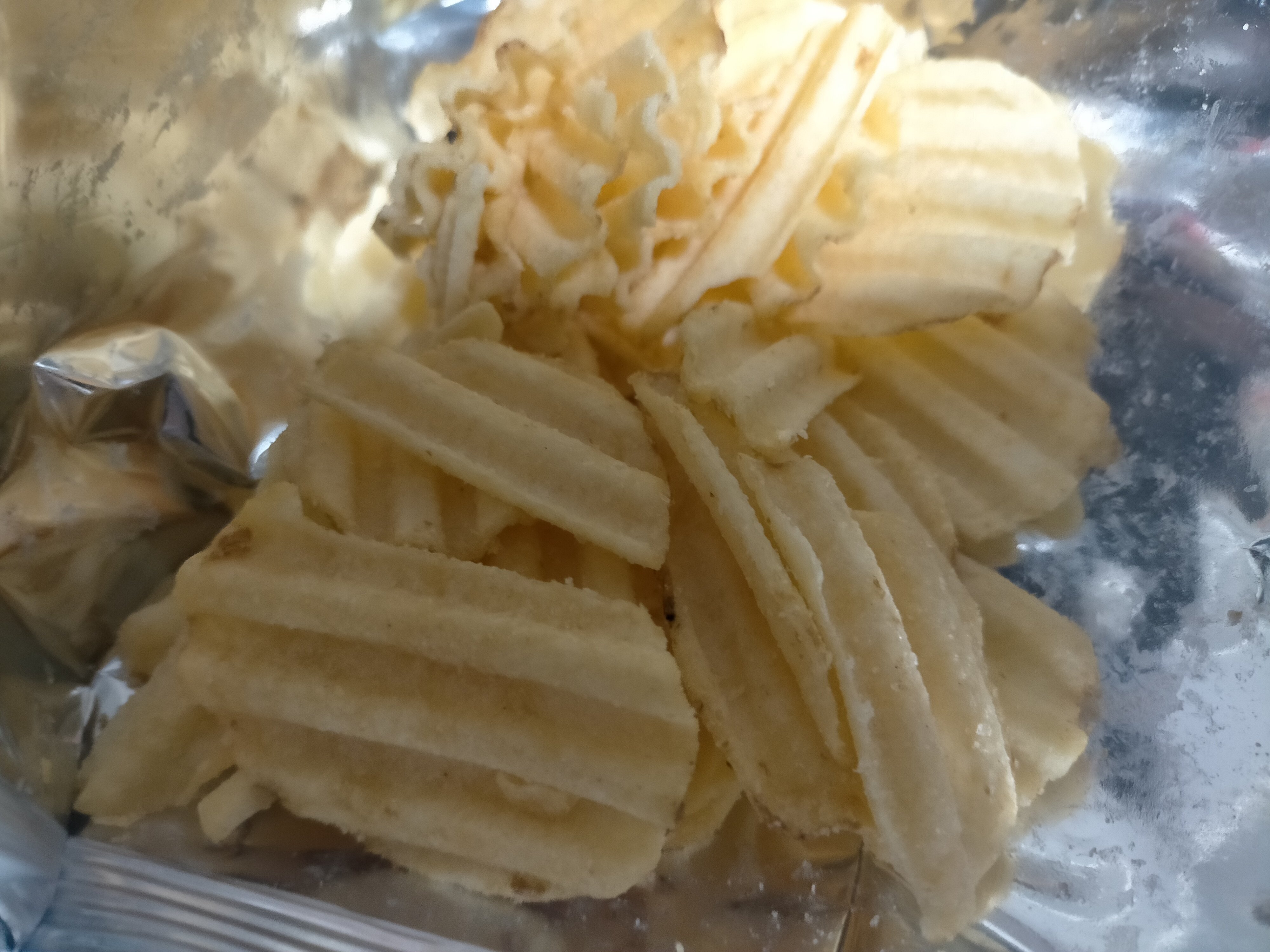 ポテチで休日【ビールと一緒に至福の時間】｜富太郎